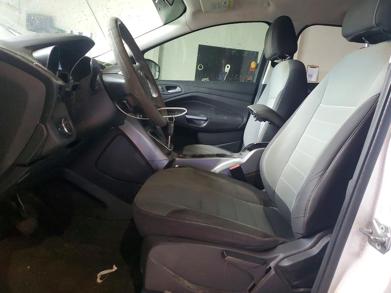 2013 Ford Escape Se Белый vin: 1FMCU9GX6DUC53410