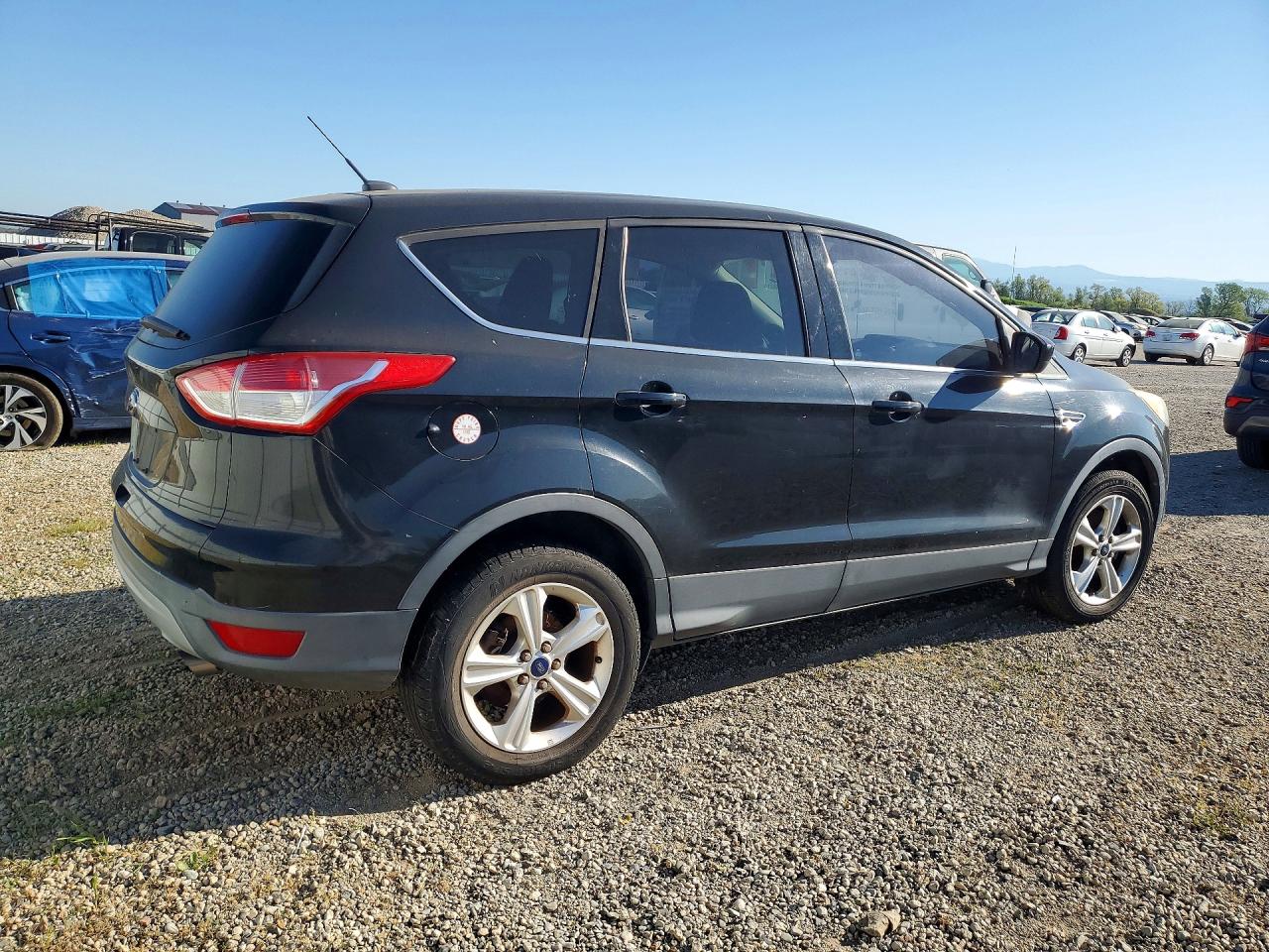 2013 Ford Escape Se Черный vin: 1FMCU9GX6DUD55726