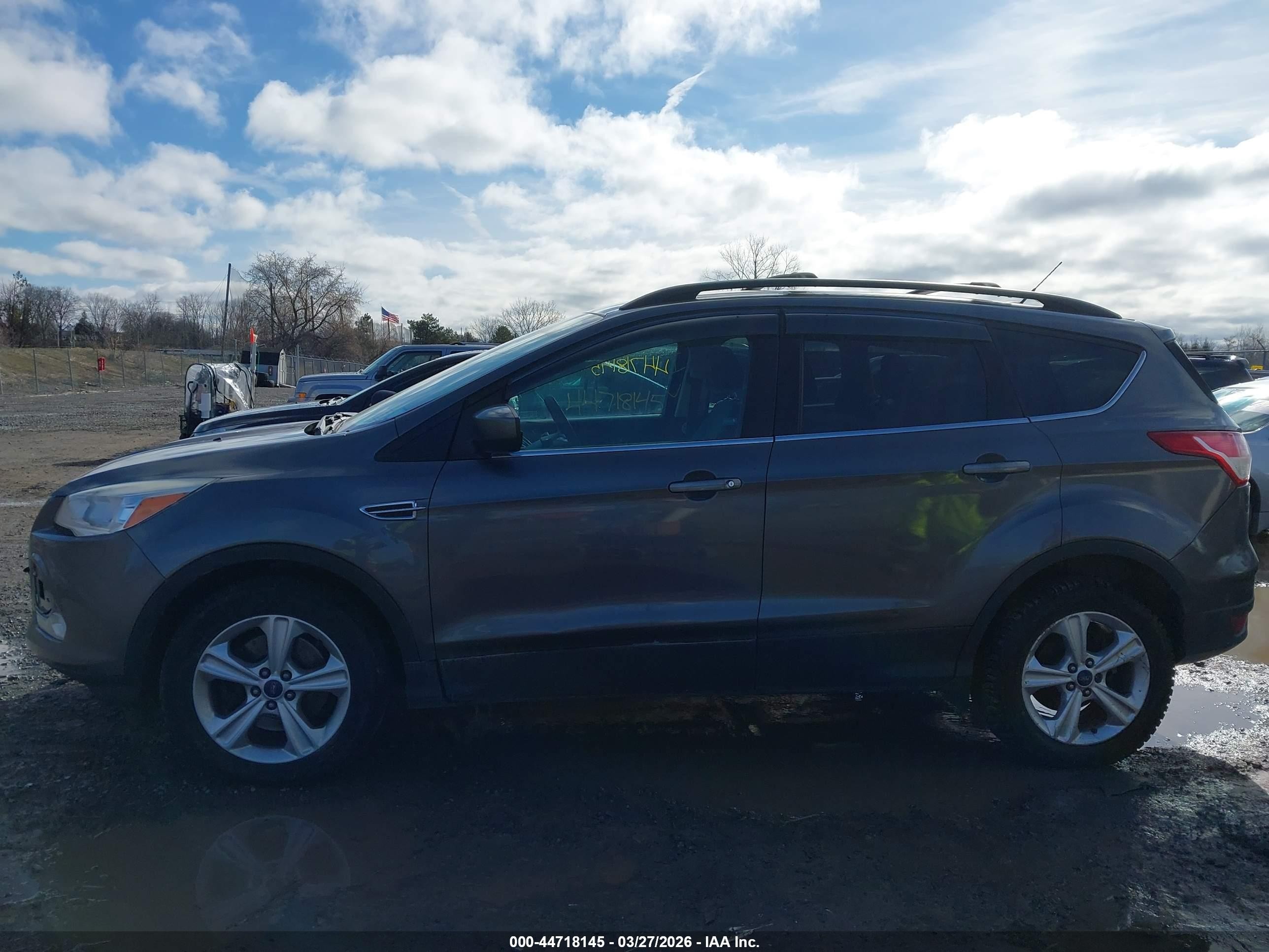 2014 Ford Escape Se Gray vin: 1FMCU9GX6EUA47974