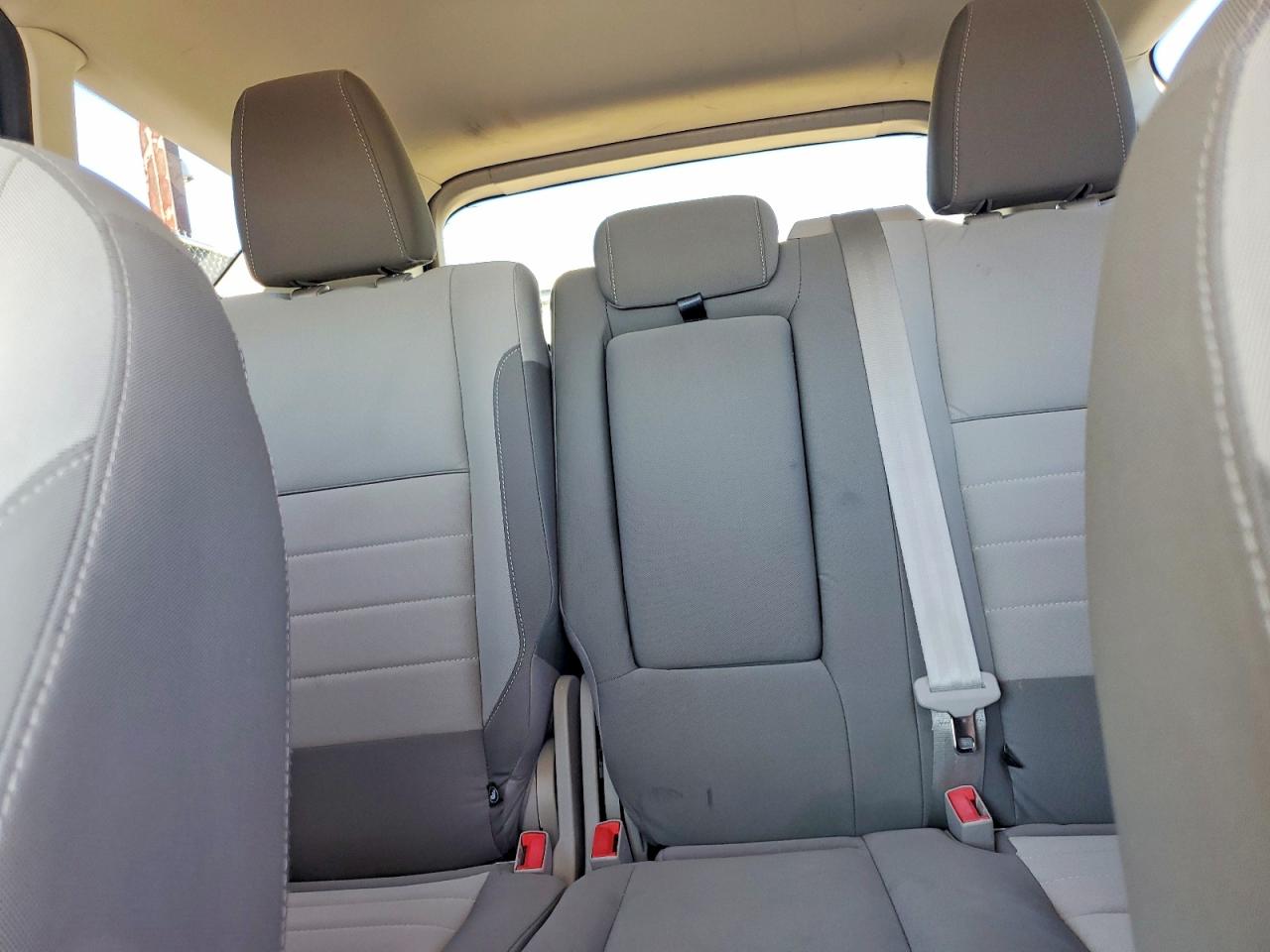 2014 Ford Escape Se Серебряный vin: 1FMCU9GX6EUA48624