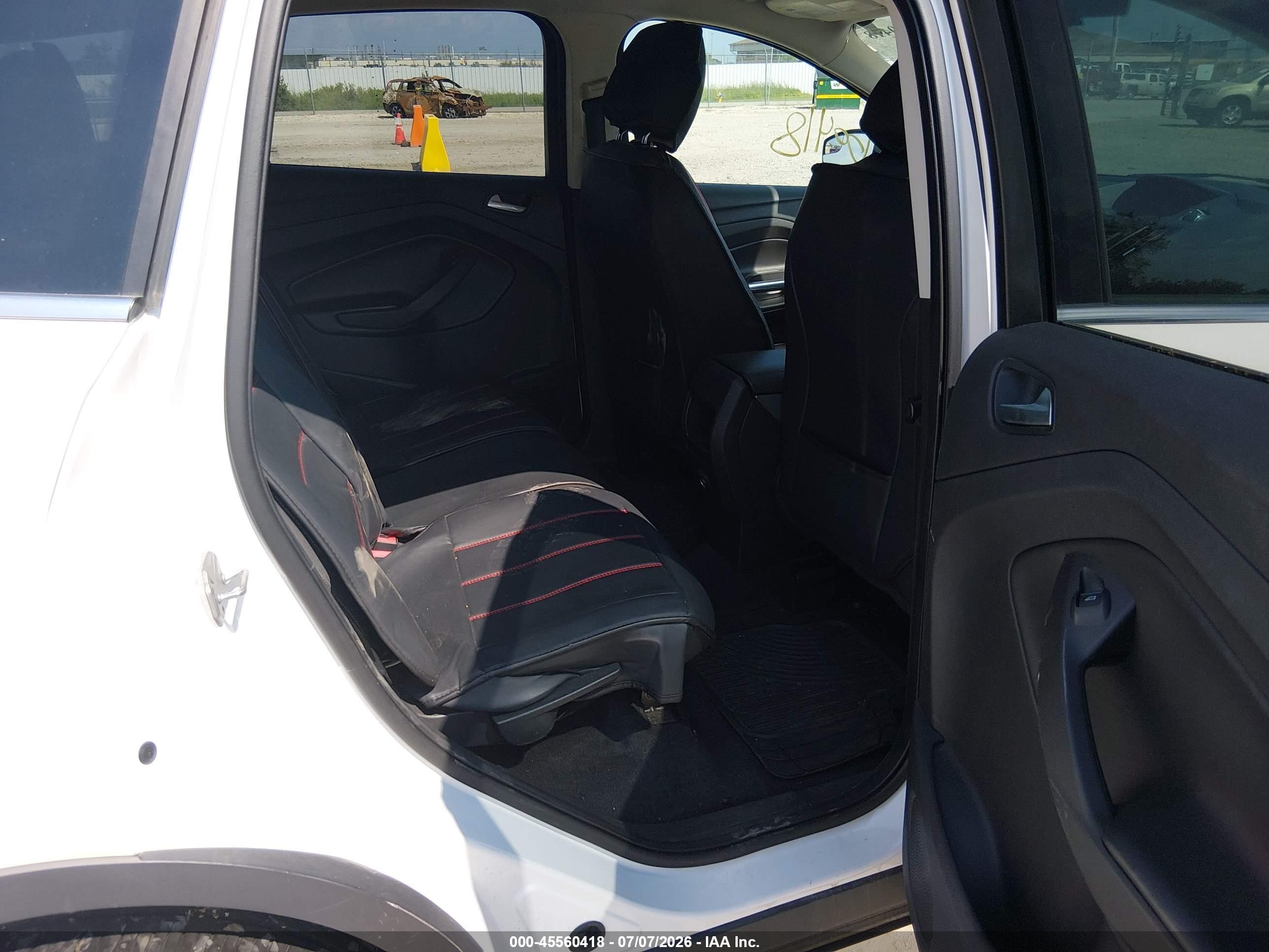 2014 Ford Escape Se White vin: 1FMCU9GX6EUB11527