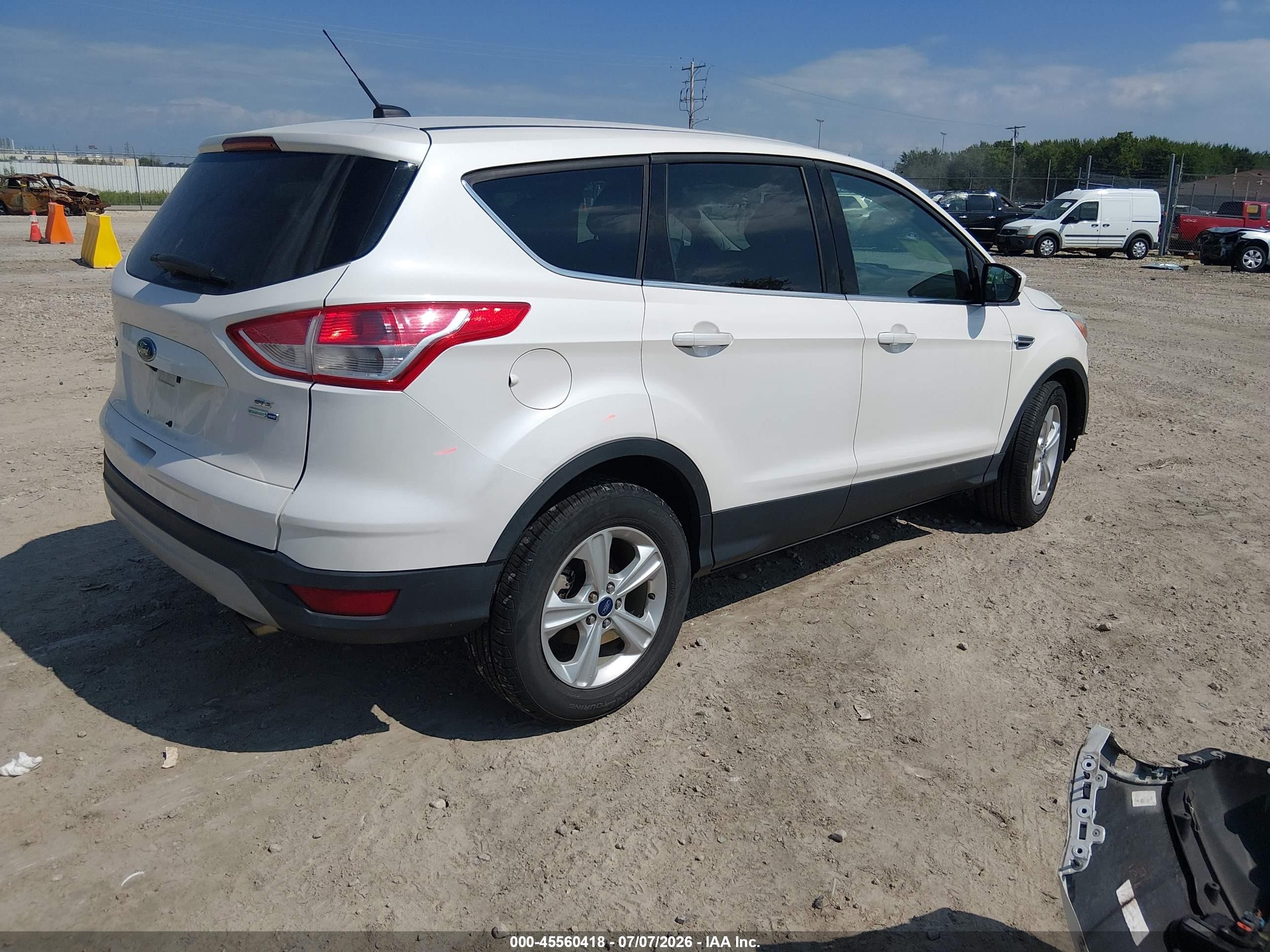 2014 Ford Escape Se White vin: 1FMCU9GX6EUB11527