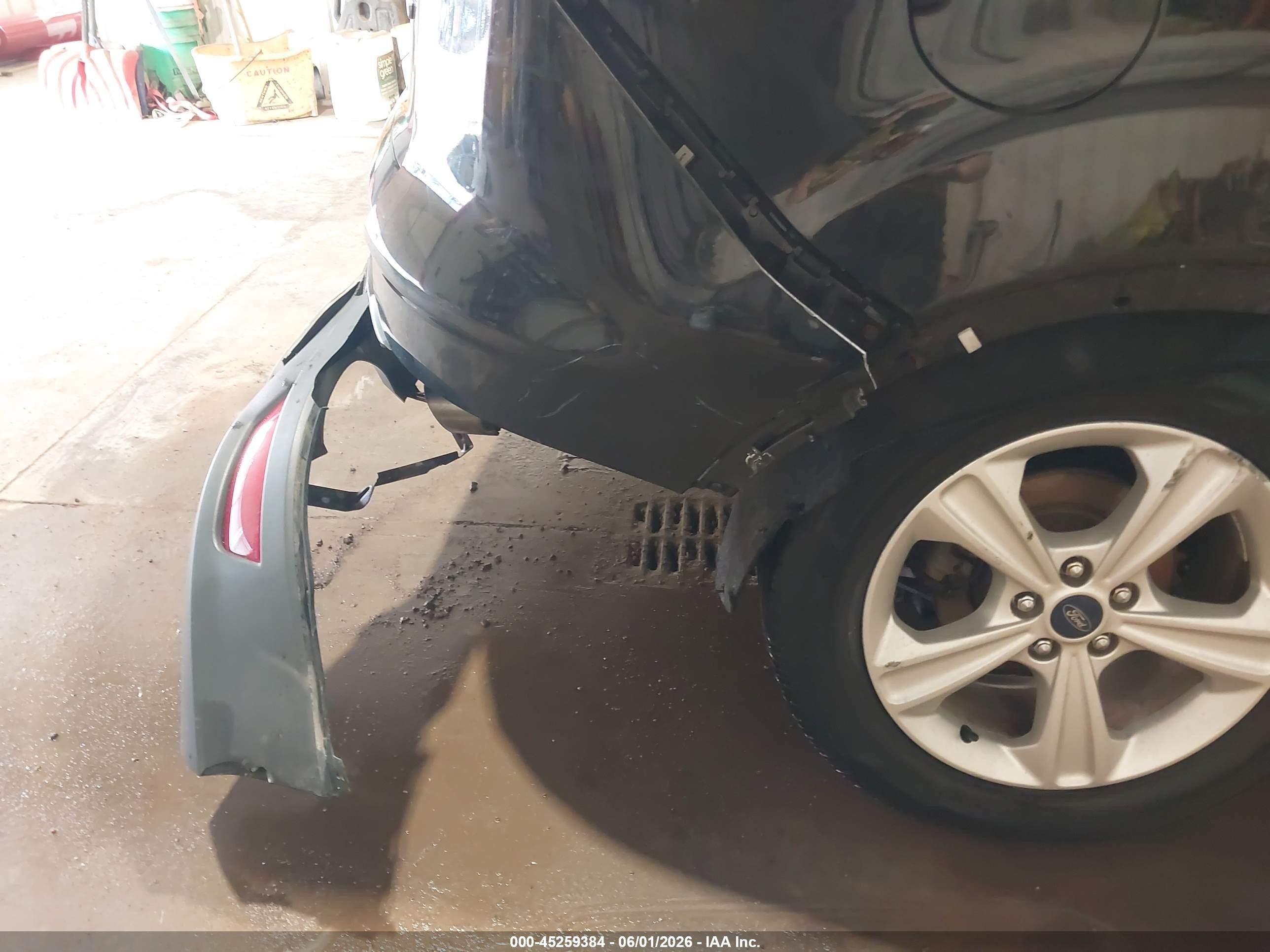 2014 Ford Escape Se Черный vin: 1FMCU9GX6EUB53146