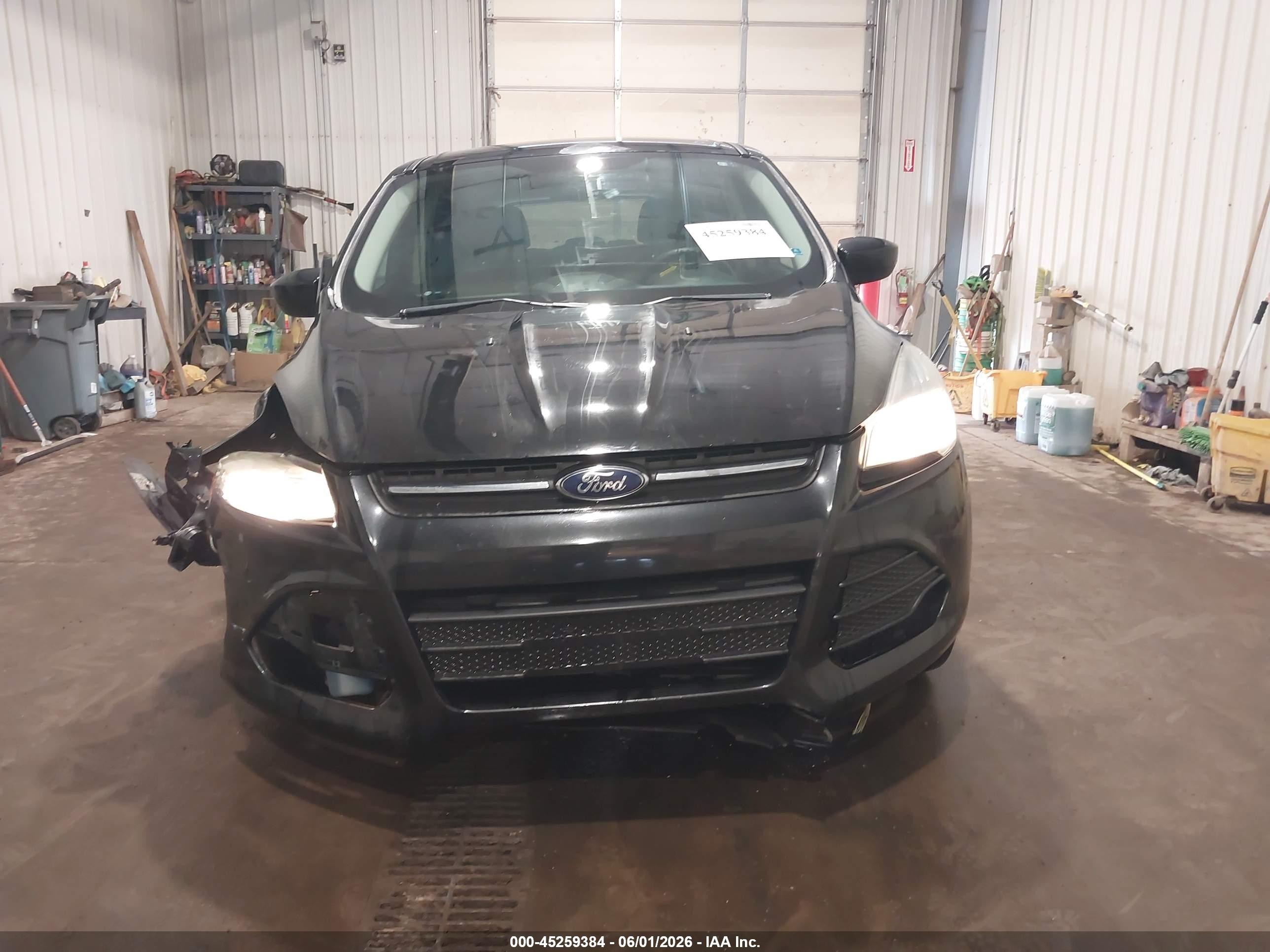 2014 Ford Escape Se Черный vin: 1FMCU9GX6EUB53146