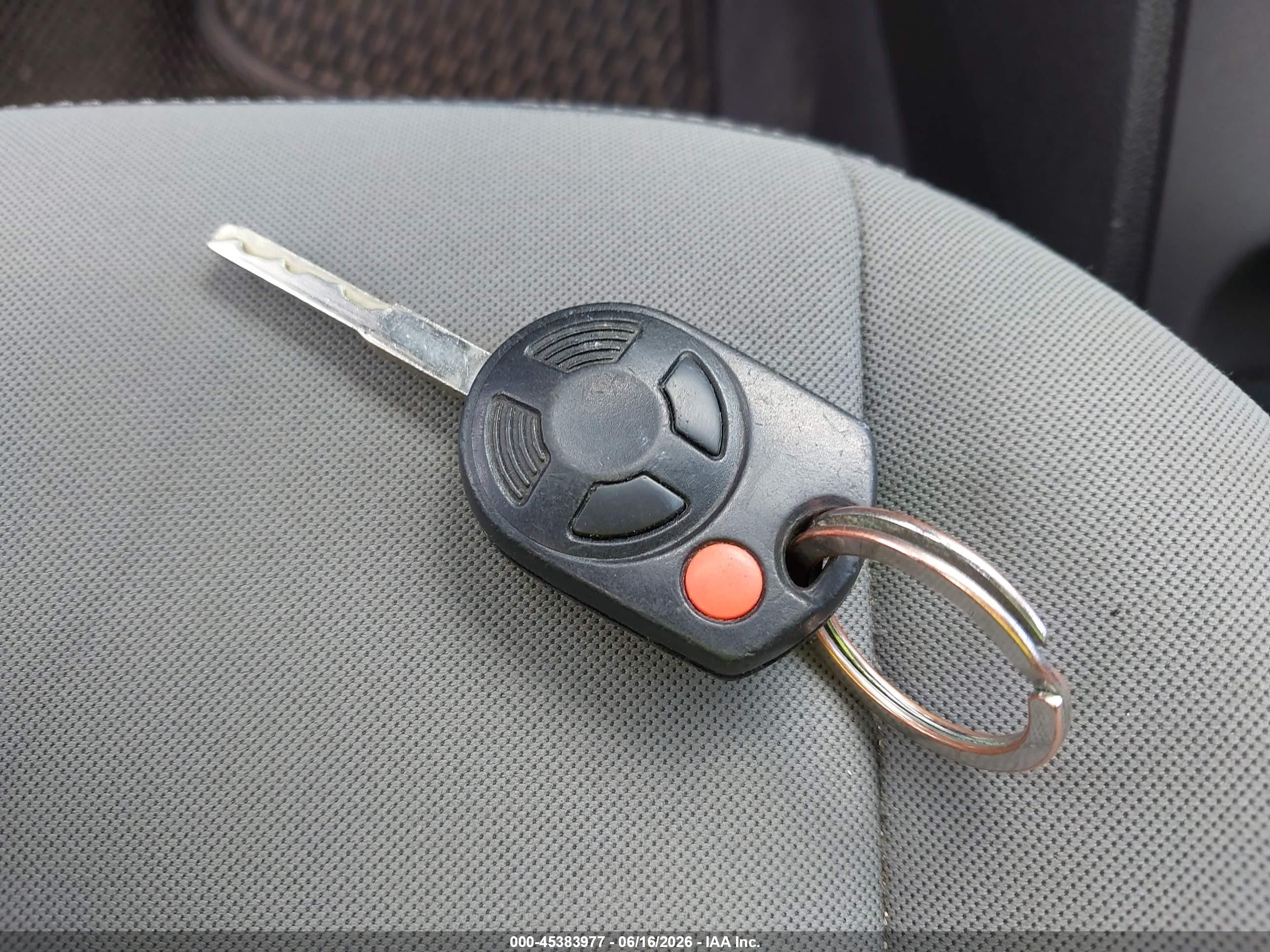 2014 Ford Escape Se Silver vin: 1FMCU9GX6EUB81898