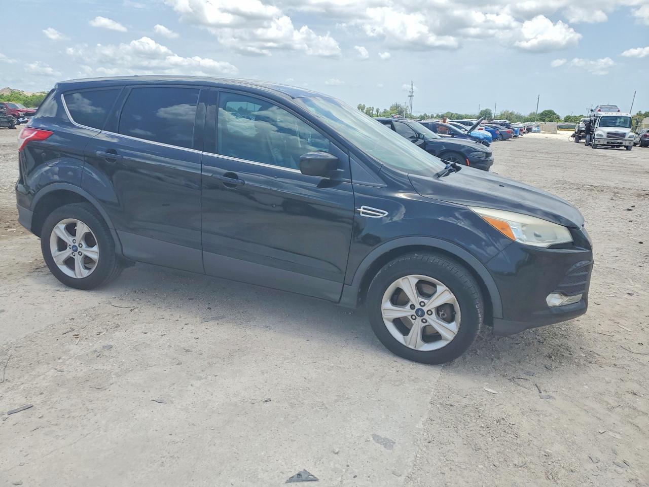 2014 Ford Escape Se Черный vin: 1FMCU9GX6EUC82732