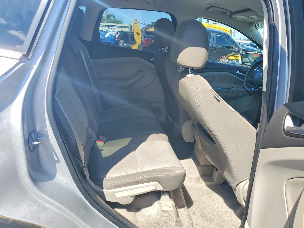 2015 Ford Escape Se Серебряный vin: 1FMCU9GX6FUA27841
