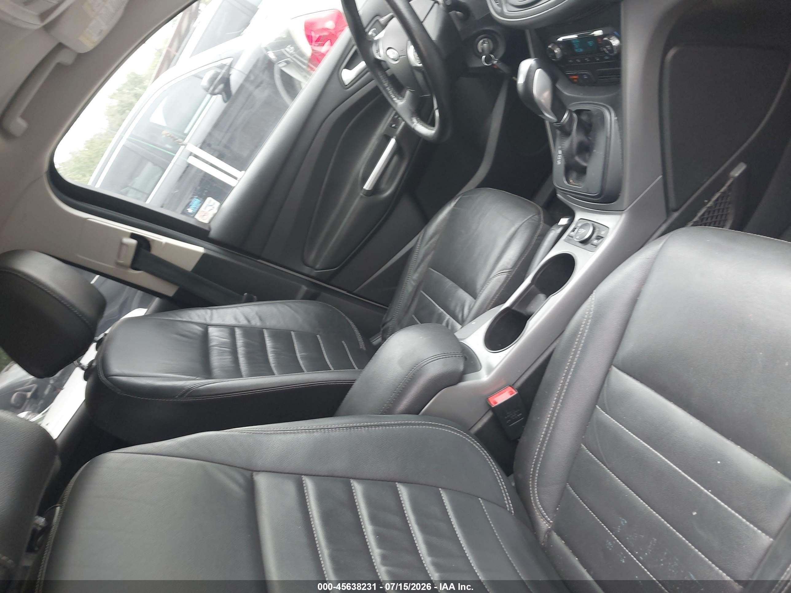 2015 Ford Escape Se White vin: 1FMCU9GX6FUA63285