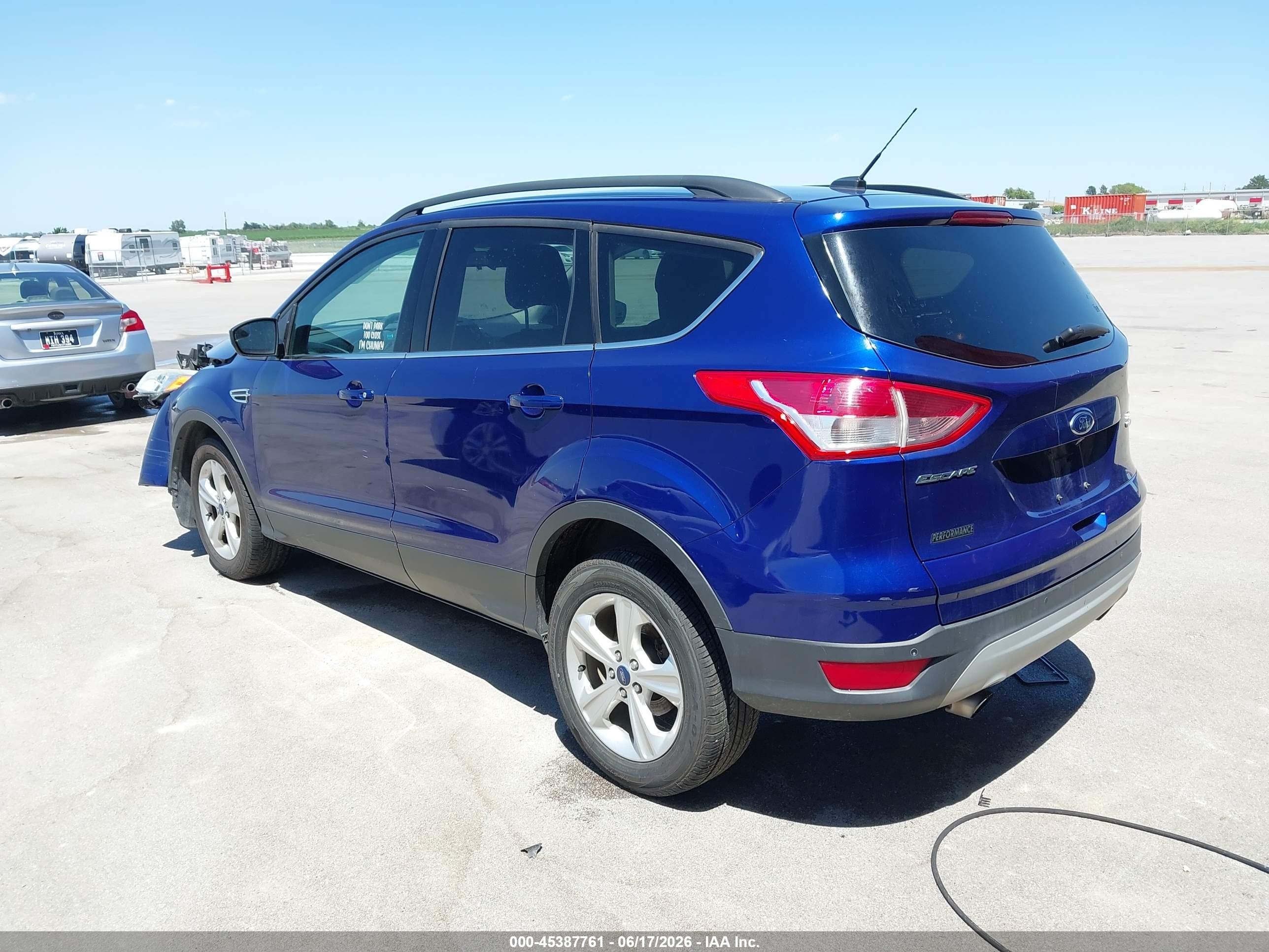 2015 Ford Escape Se Синий vin: 1FMCU9GX6FUA75307