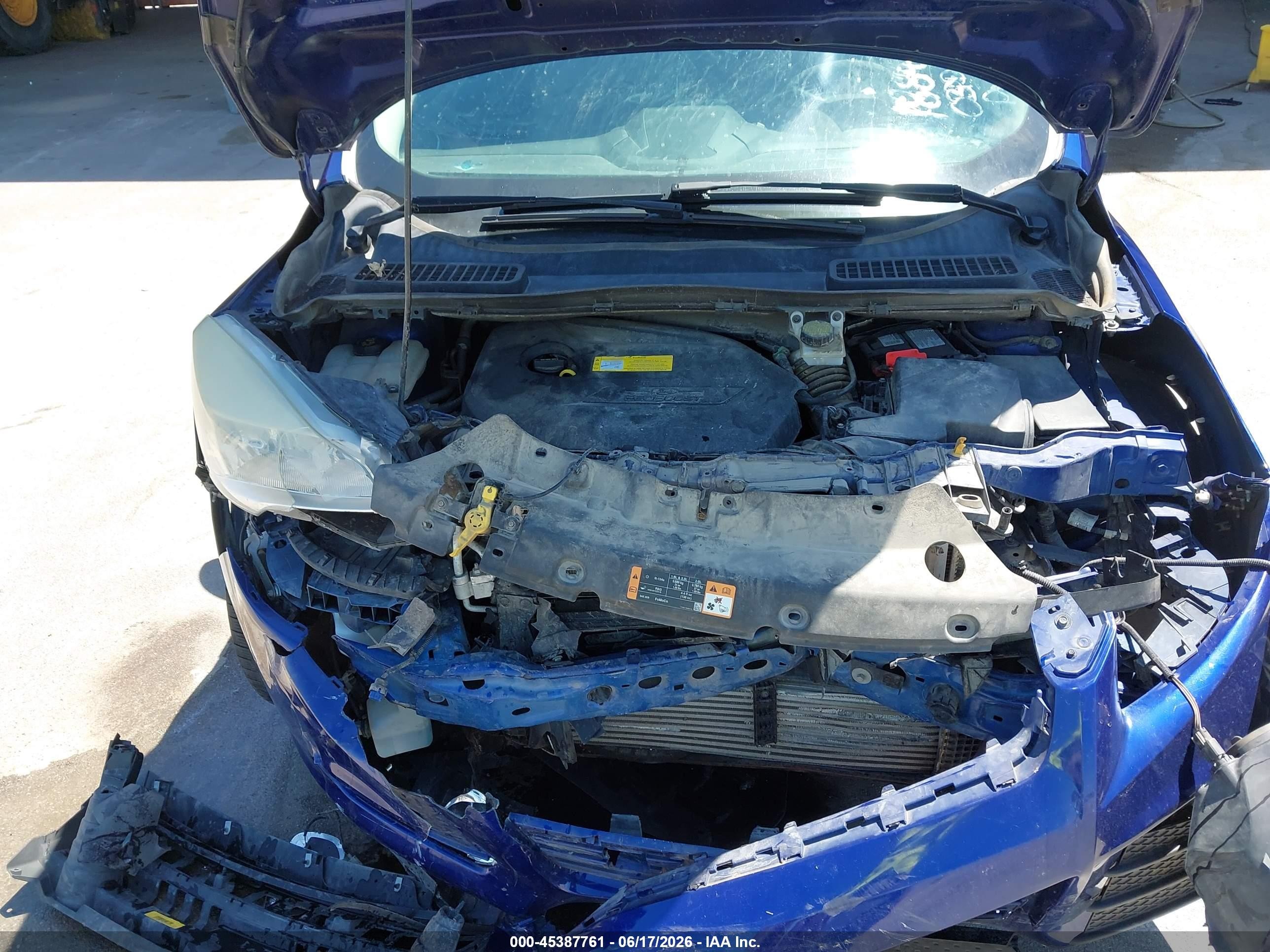 2015 Ford Escape Se Синий vin: 1FMCU9GX6FUA75307