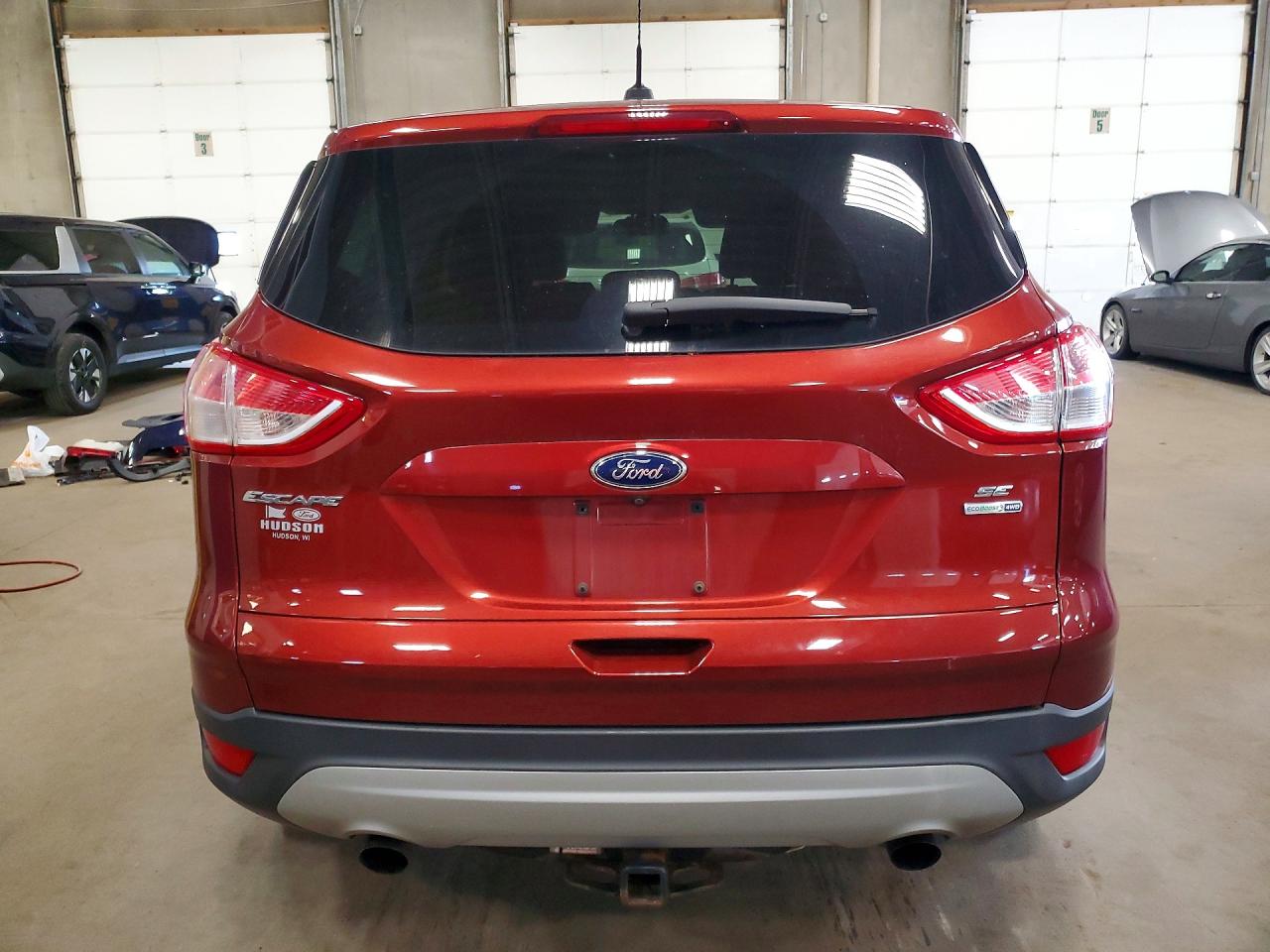 2015 Ford Escape Se Красный vin: 1FMCU9GX6FUB30757