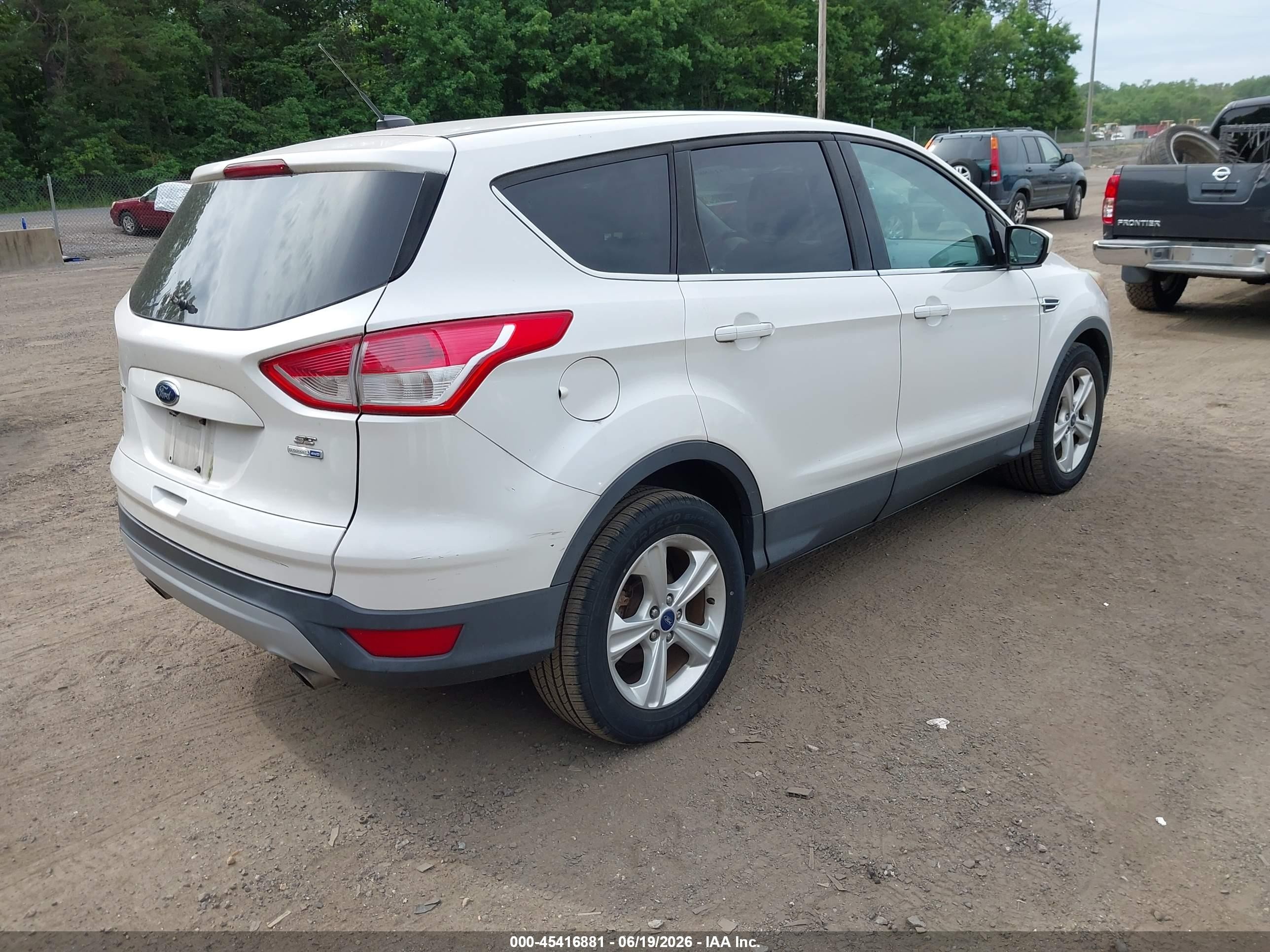 2015 Ford Escape Se White vin: 1FMCU9GX6FUB45033