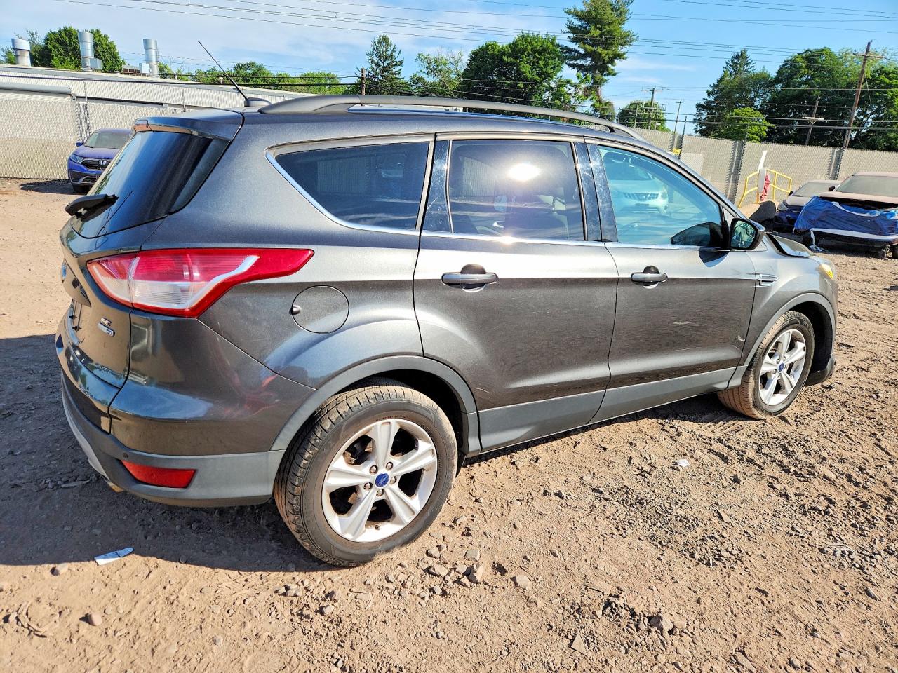 2015 Ford Escape Se Gray vin: 1FMCU9GX6FUC10138