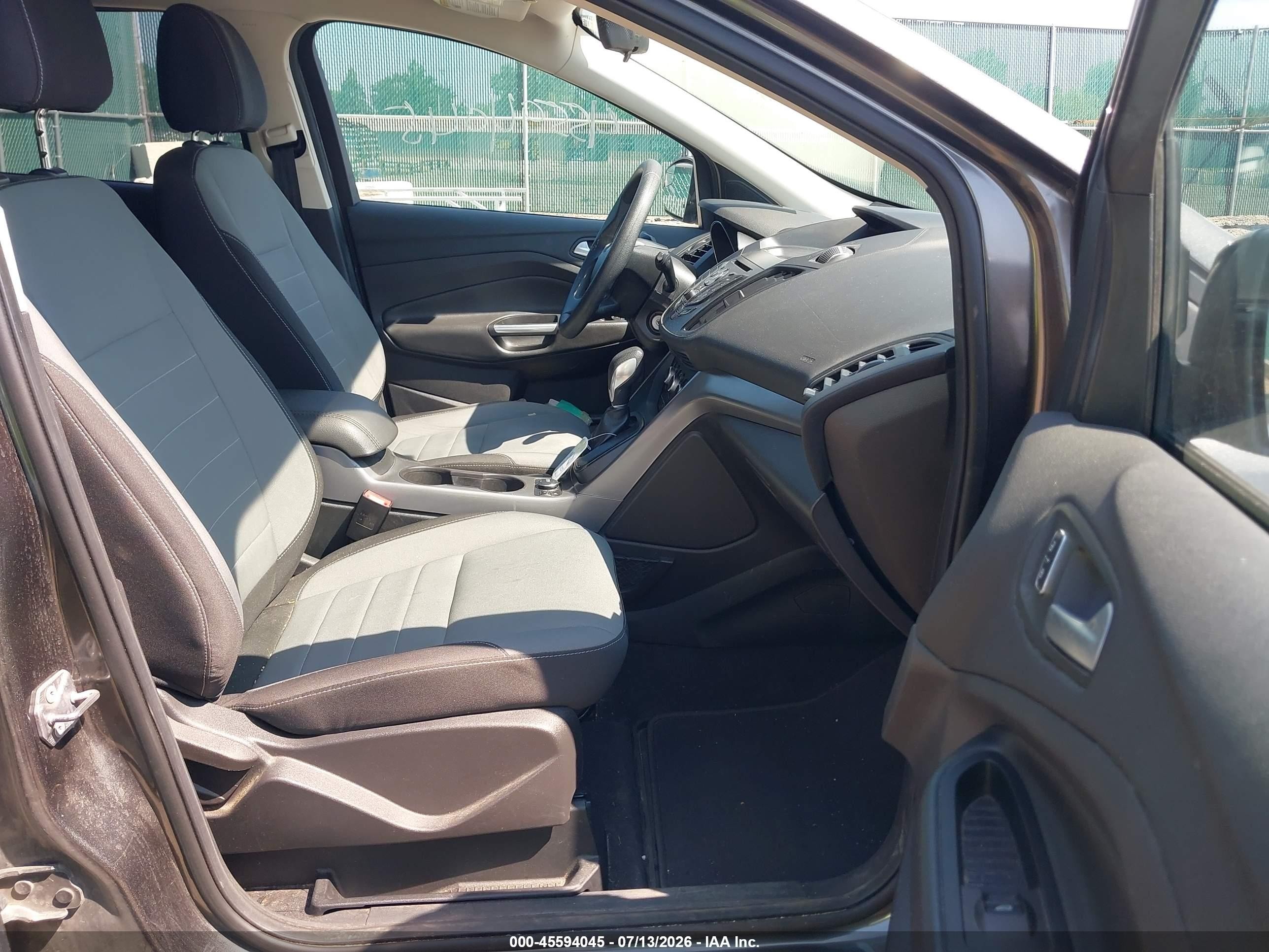 2016 Ford Escape Se Gray vin: 1FMCU9GX6GUA08496