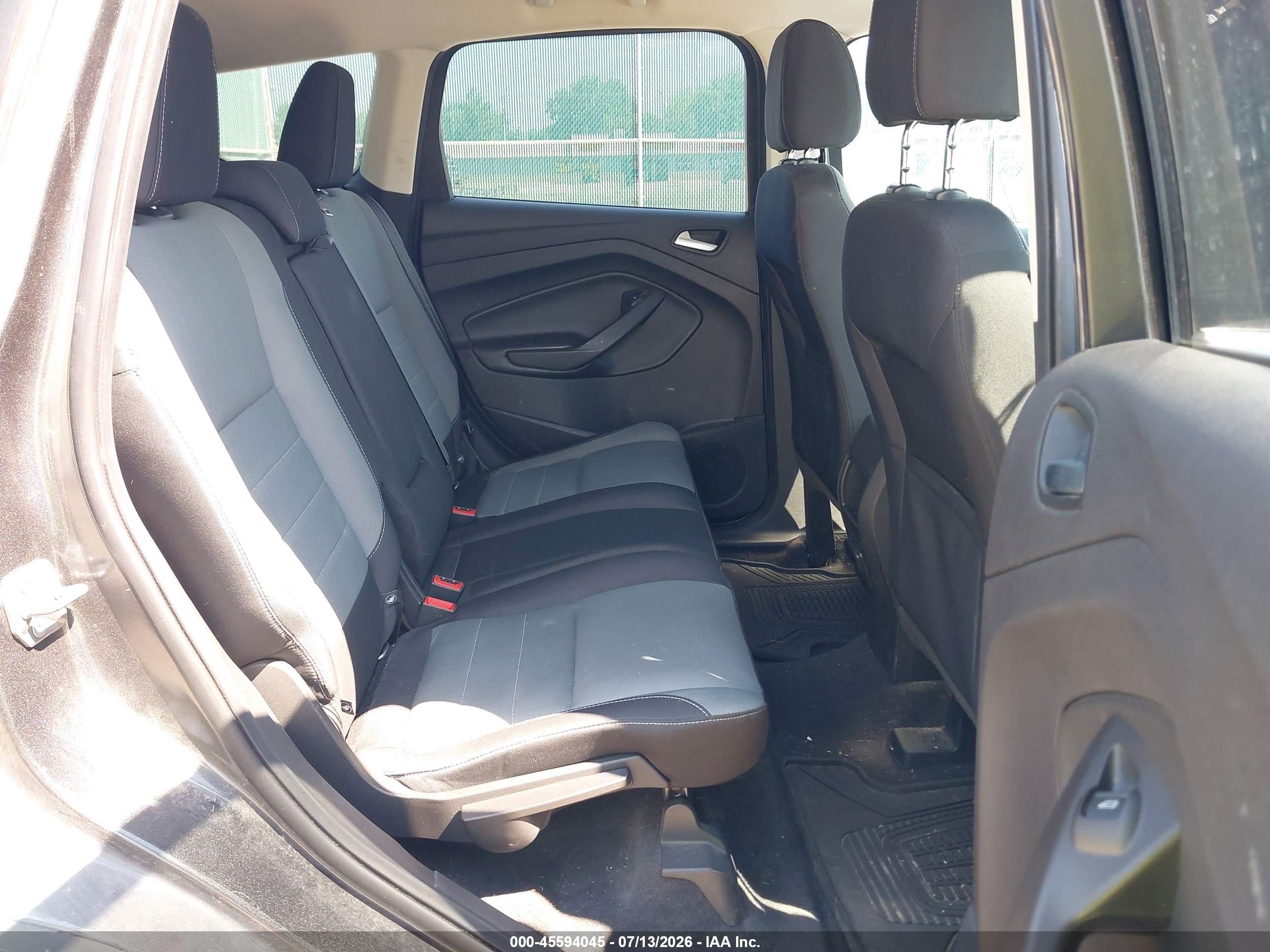 2016 Ford Escape Se Gray vin: 1FMCU9GX6GUA08496