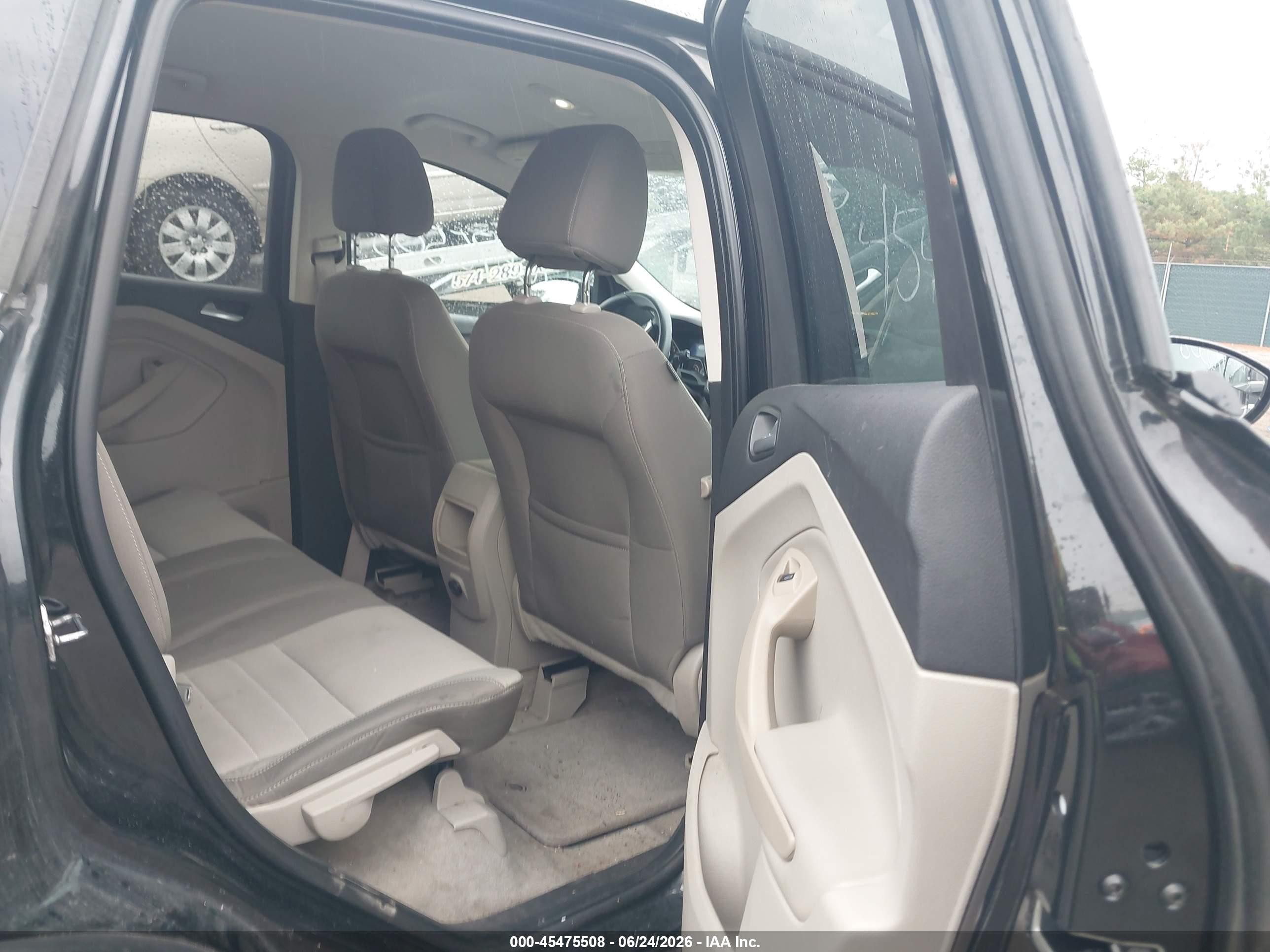 2013 Ford Escape Se Черный vin: 1FMCU9GX7DUD18779