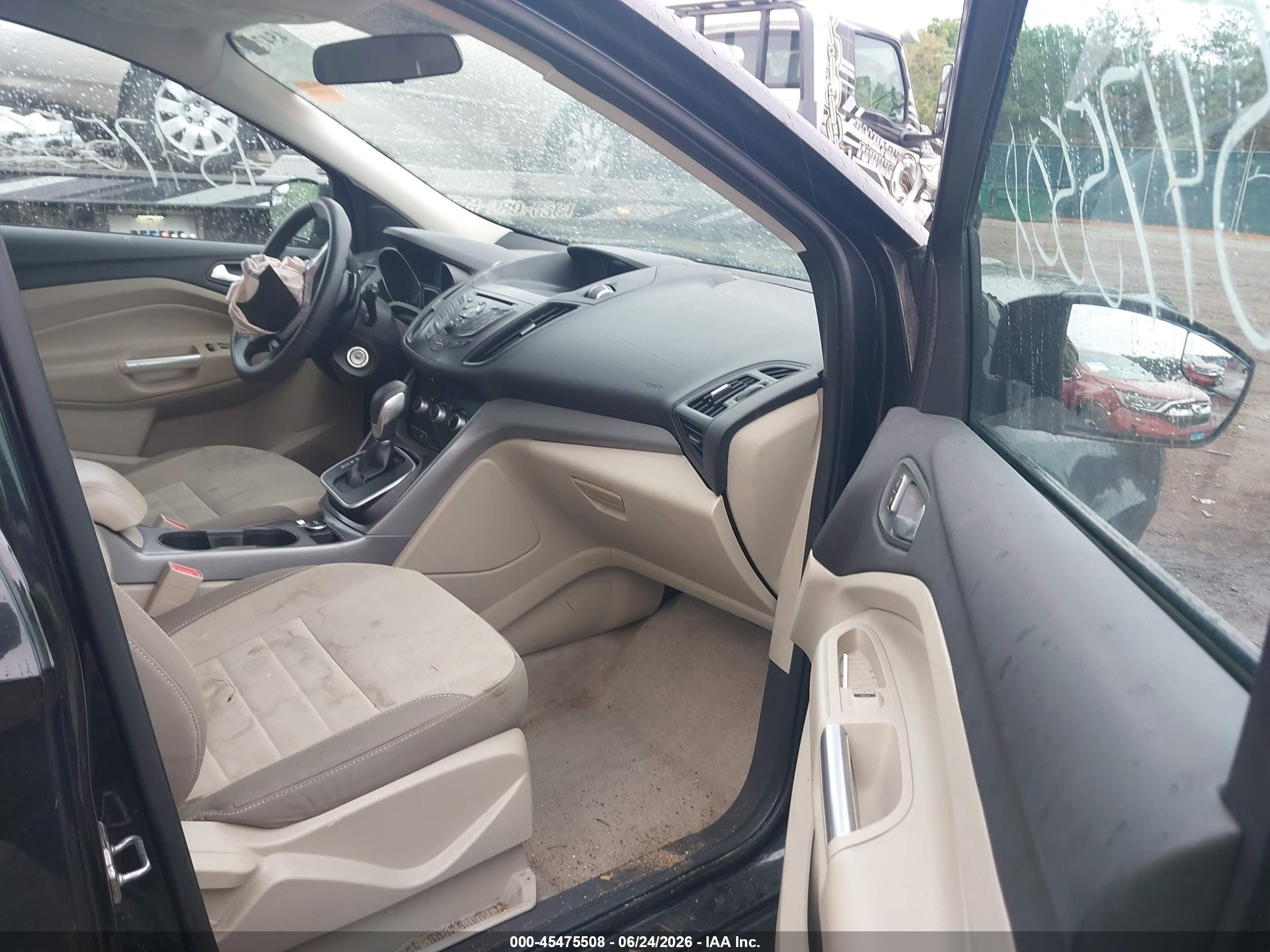 2013 Ford Escape Se Черный vin: 1FMCU9GX7DUD18779