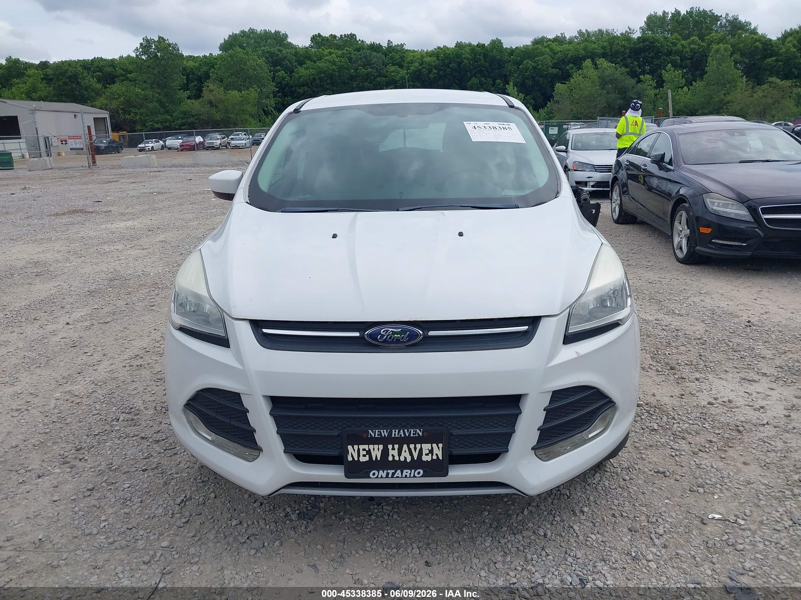 2013 Ford Escape Se White vin: 1FMCU9GX7DUD80795