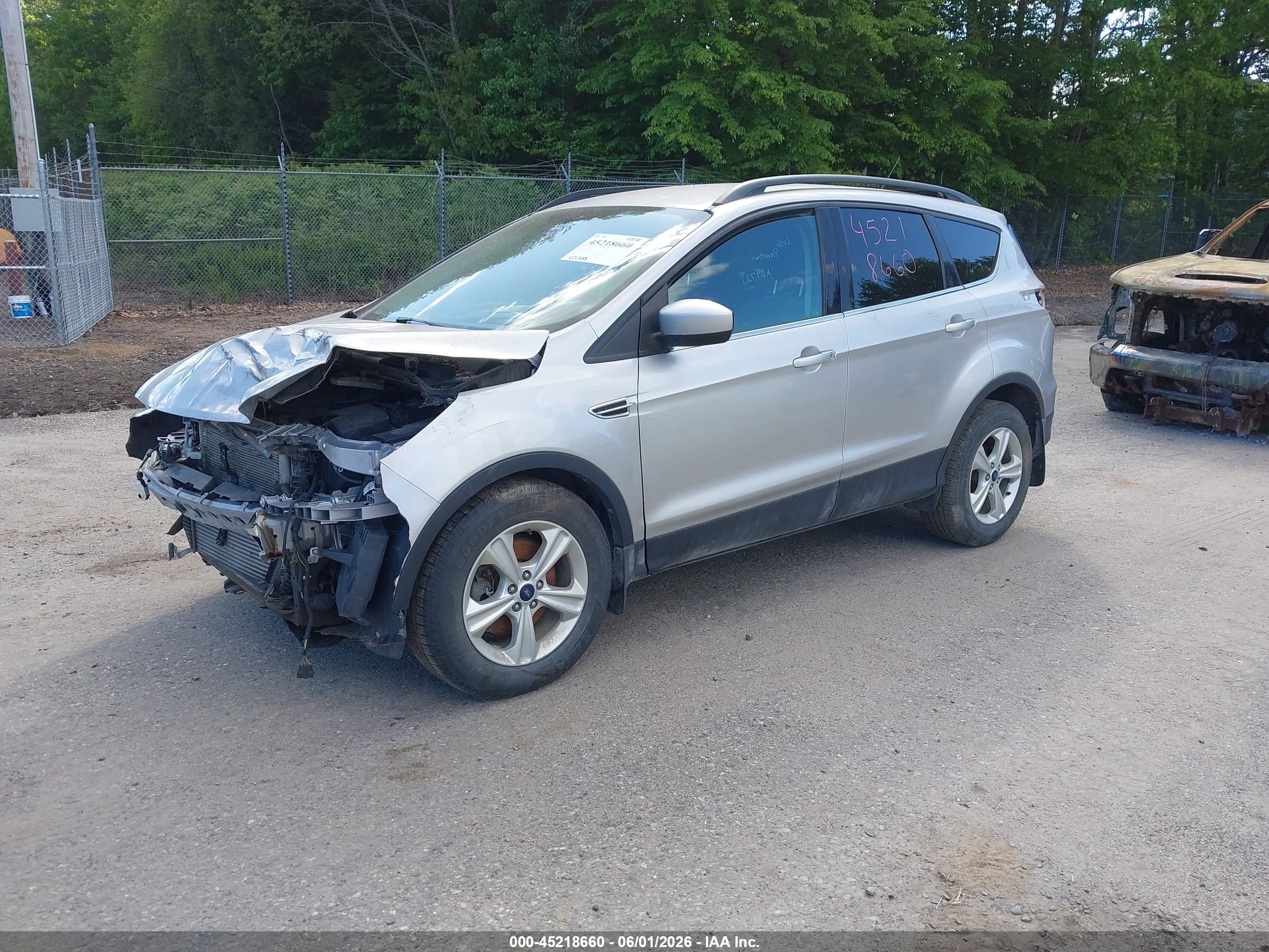 2014 Ford Escape Se Silver vin: 1FMCU9GX7EUA09721