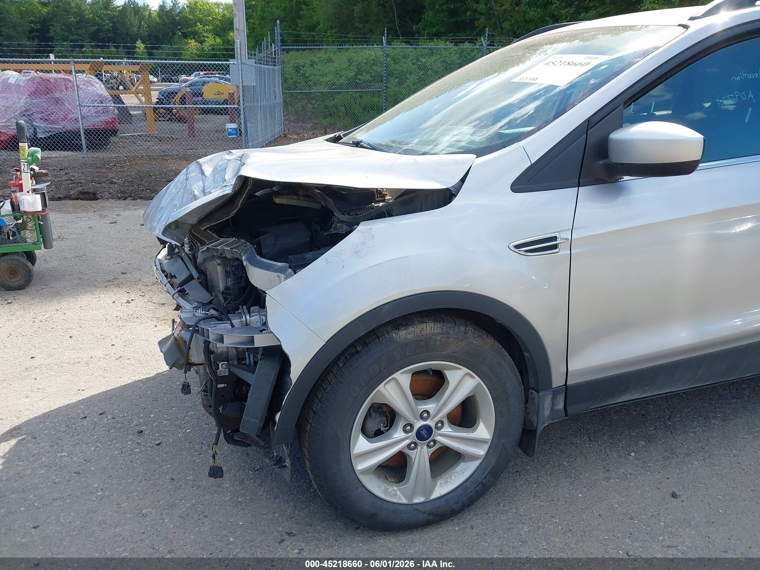 2014 Ford Escape Se Silver vin: 1FMCU9GX7EUA09721