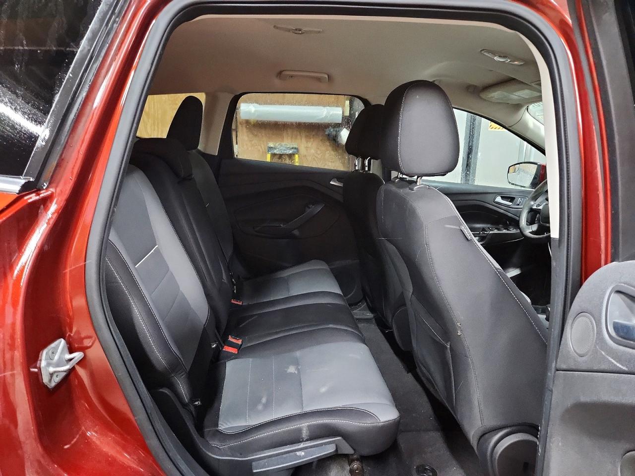 2014 Ford Escape Se Orange vin: 1FMCU9GX7EUA98397