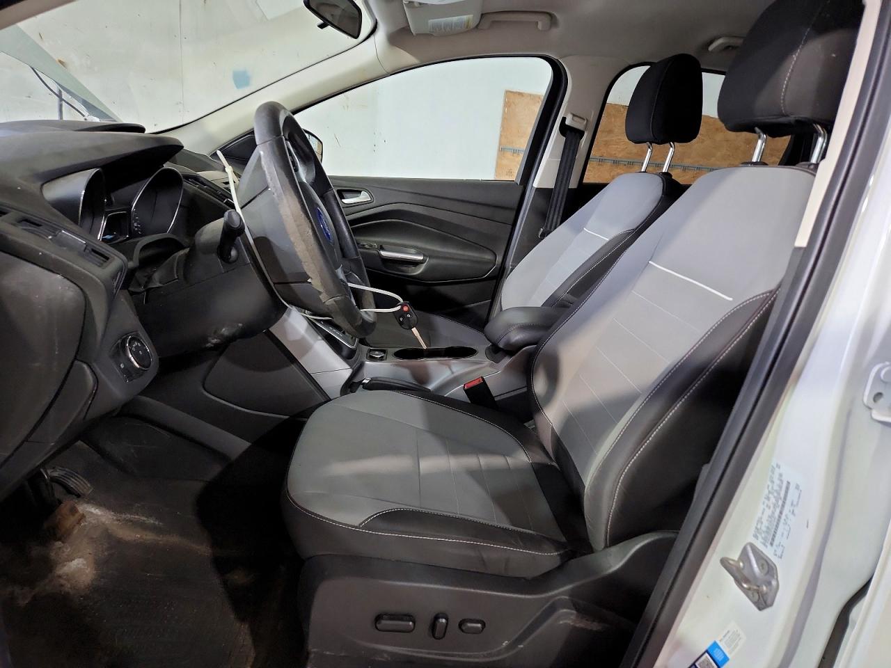 2014 Ford Escape Se White vin: 1FMCU9GX7EUB16963