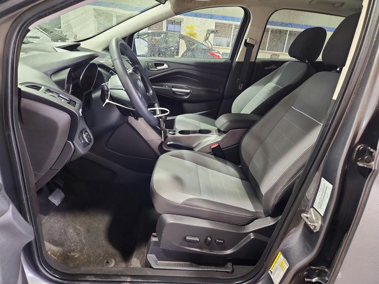 2014 Ford Escape Se Gray vin: 1FMCU9GX7EUB23671