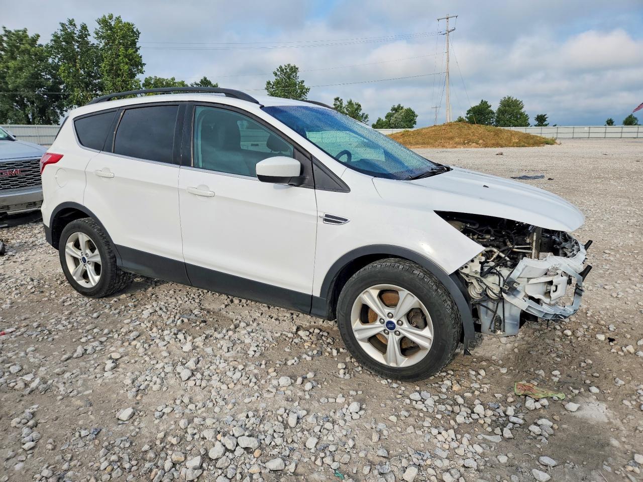2014 Ford Escape Se White vin: 1FMCU9GX7EUB60817