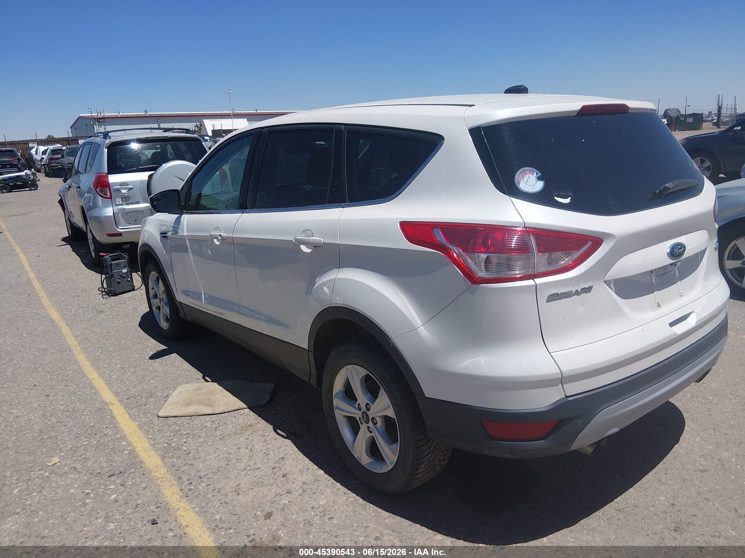 2014 Ford Escape Se White vin: 1FMCU9GX7EUB98693