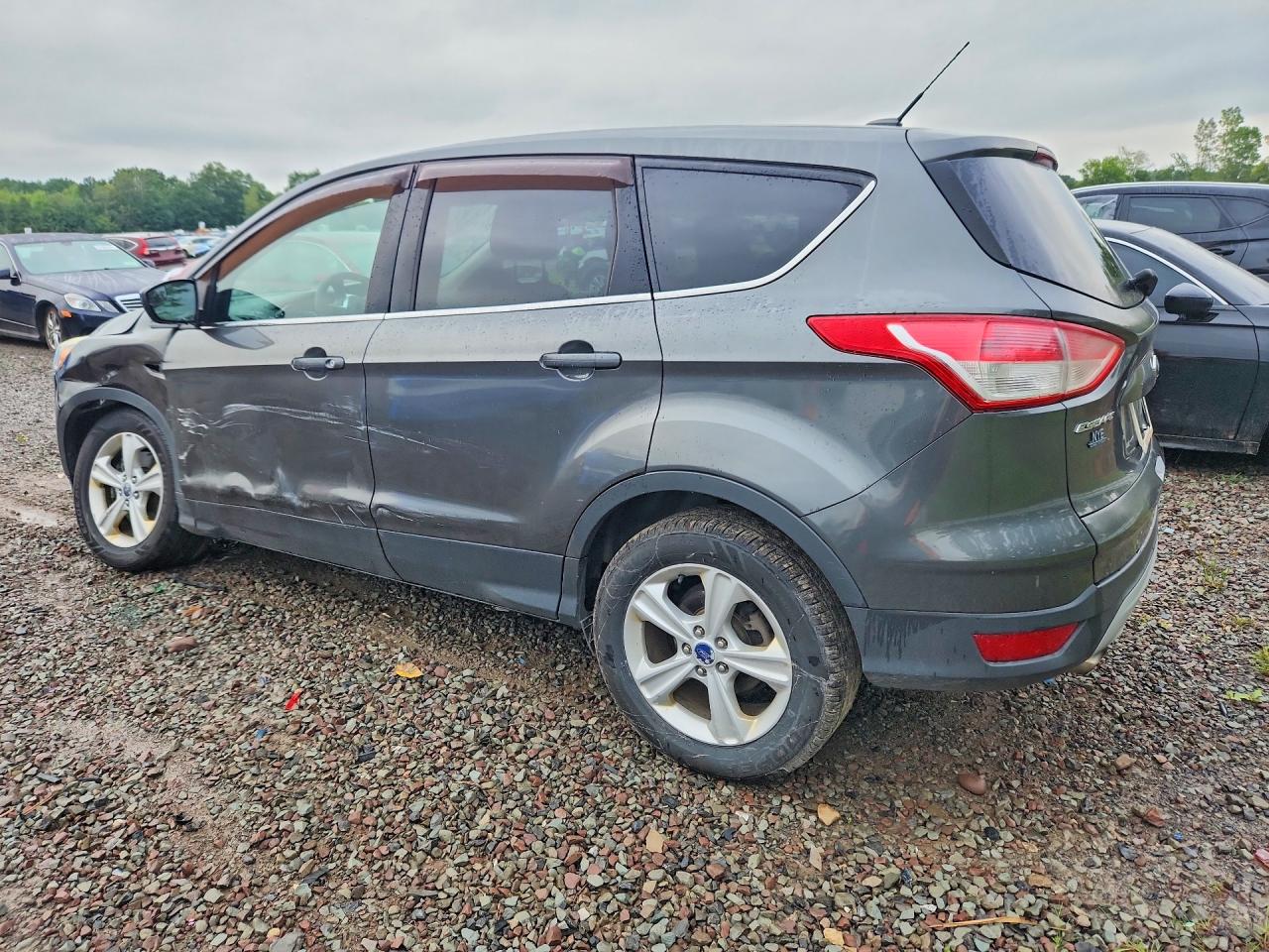 2015 Ford Escape Se Серый vin: 1FMCU9GX7FUA02656