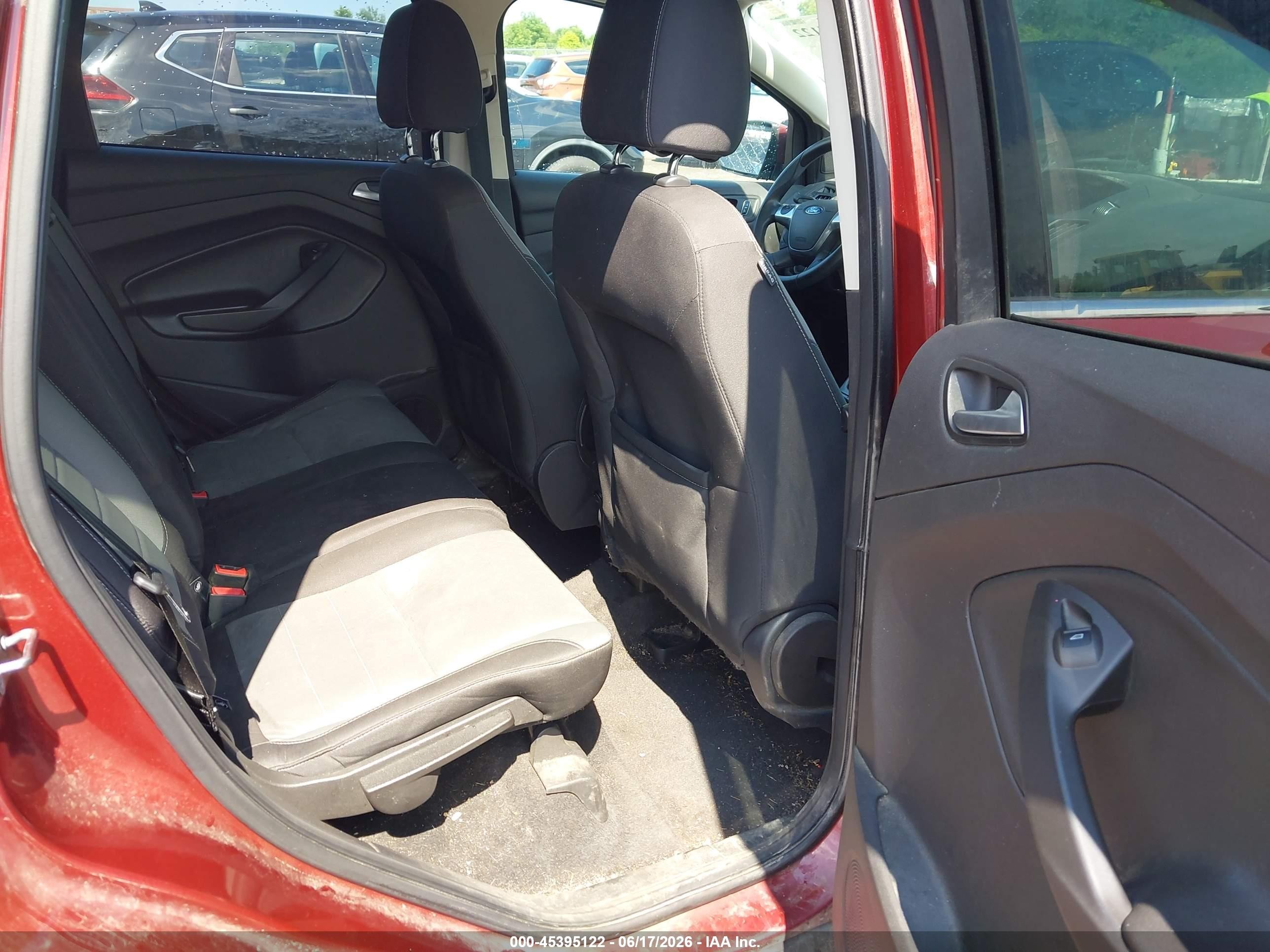 2015 Ford Escape Se Оранжевый vin: 1FMCU9GX7FUA86512