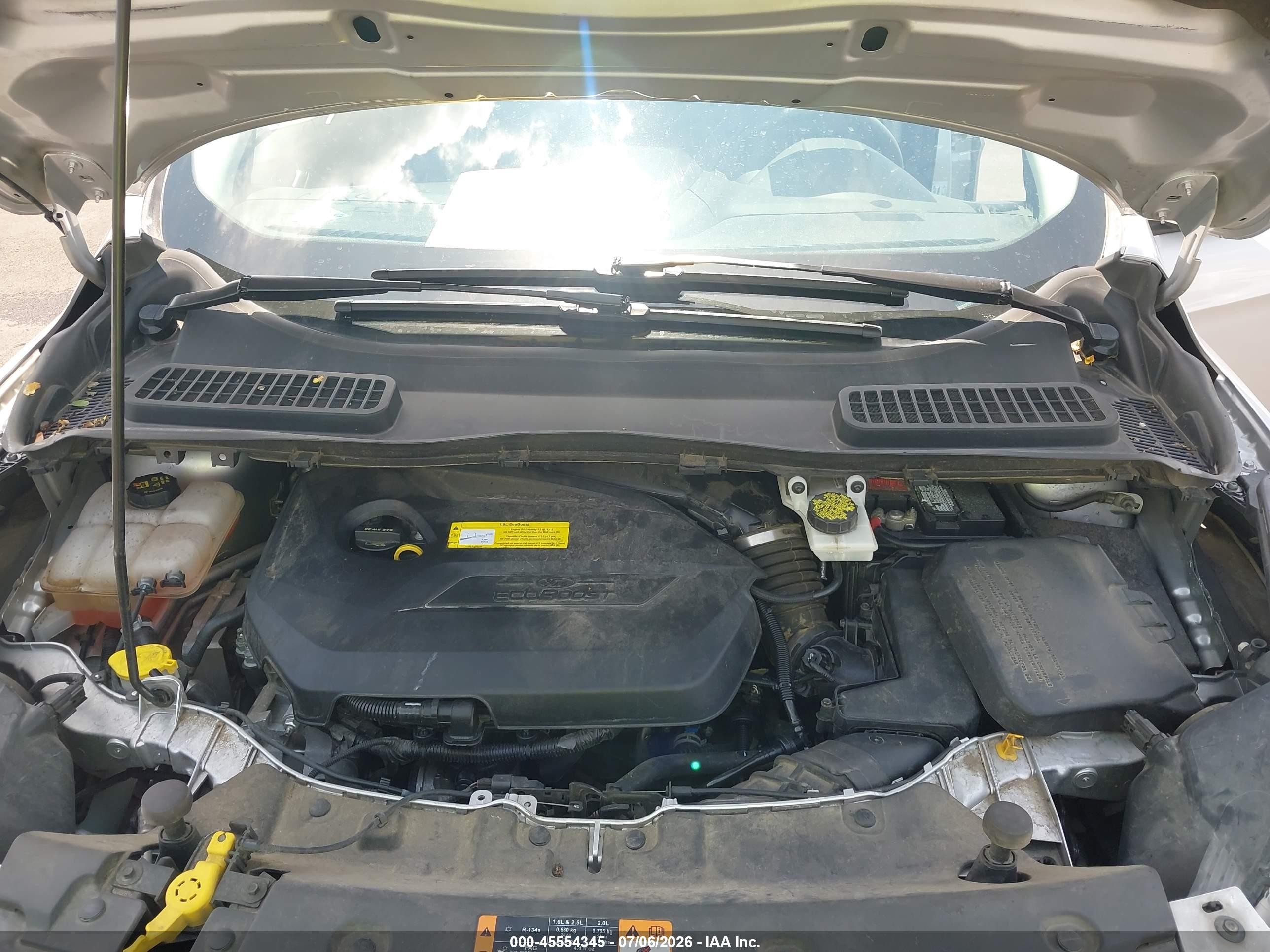 2015 Ford Escape Se Серебряный vin: 1FMCU9GX7FUB72337