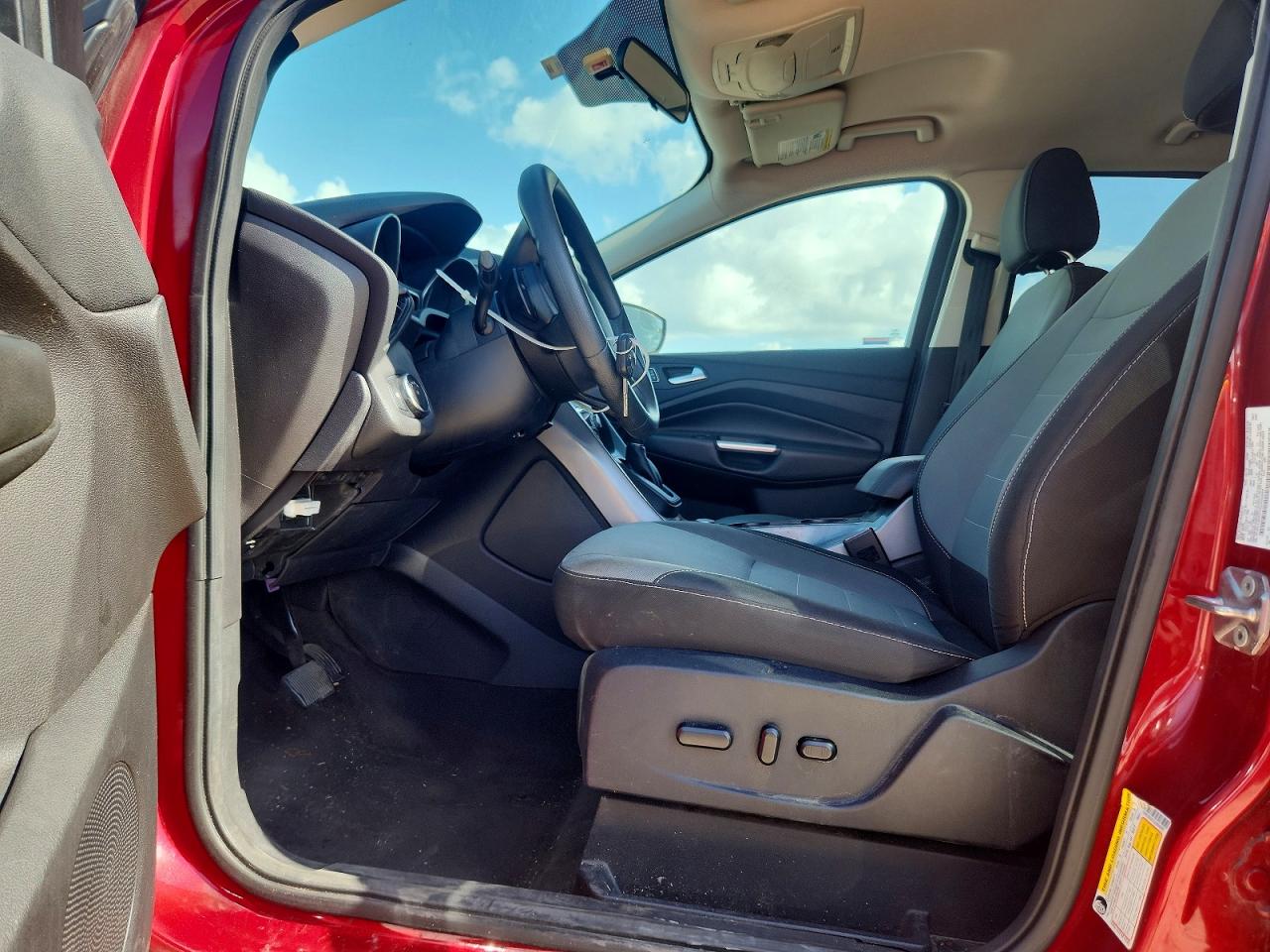 2016 Ford Escape Se Красный vin: 1FMCU9GX7GUA94689