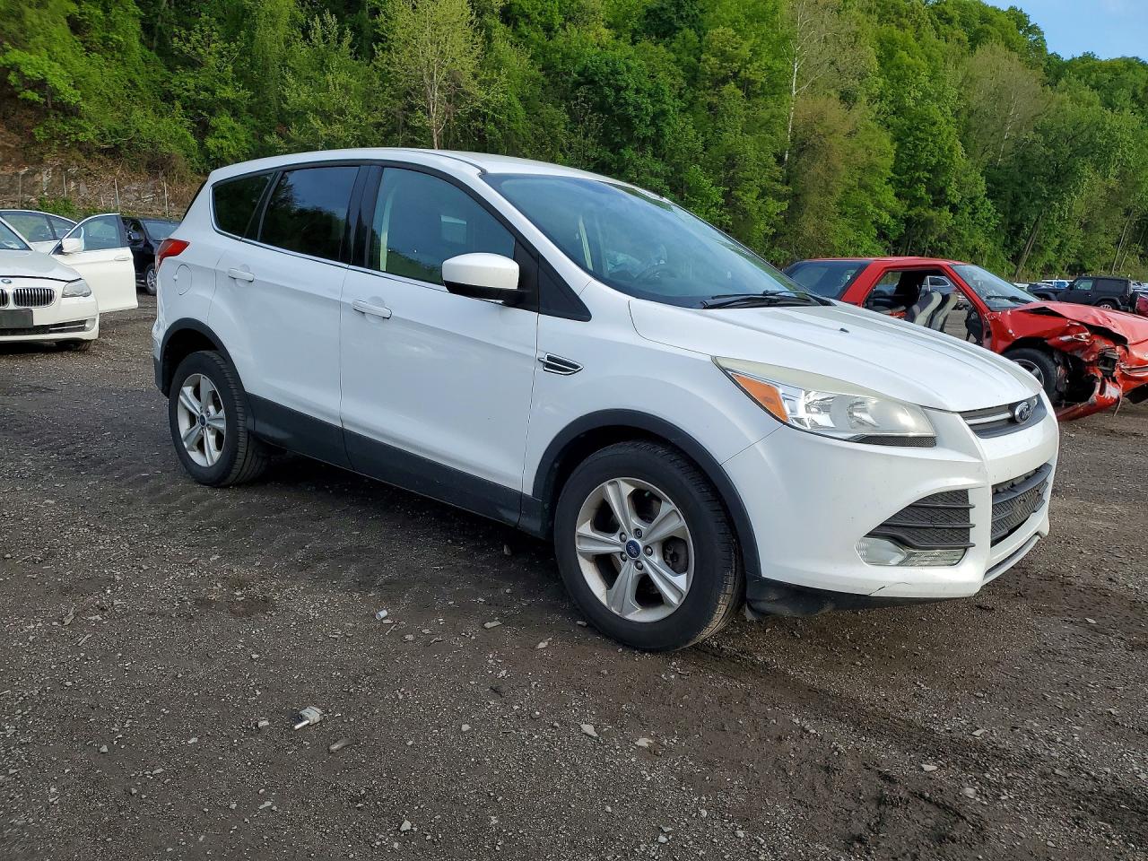 2014 Ford Escape White vin: 1FMCU9GX8EUB65458