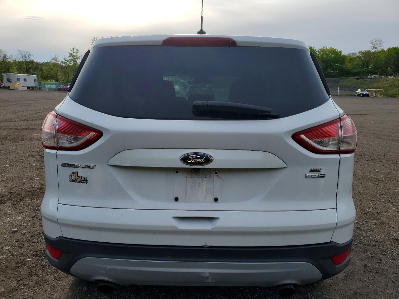 2014 Ford Escape White vin: 1FMCU9GX8EUB65458