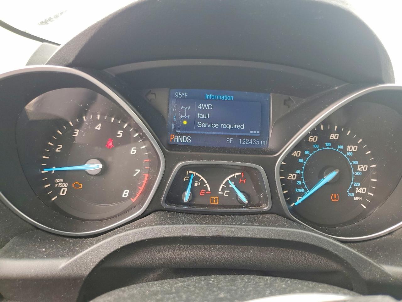 2014 Ford Escape Se Серебряный vin: 1FMCU9GX8EUC75765