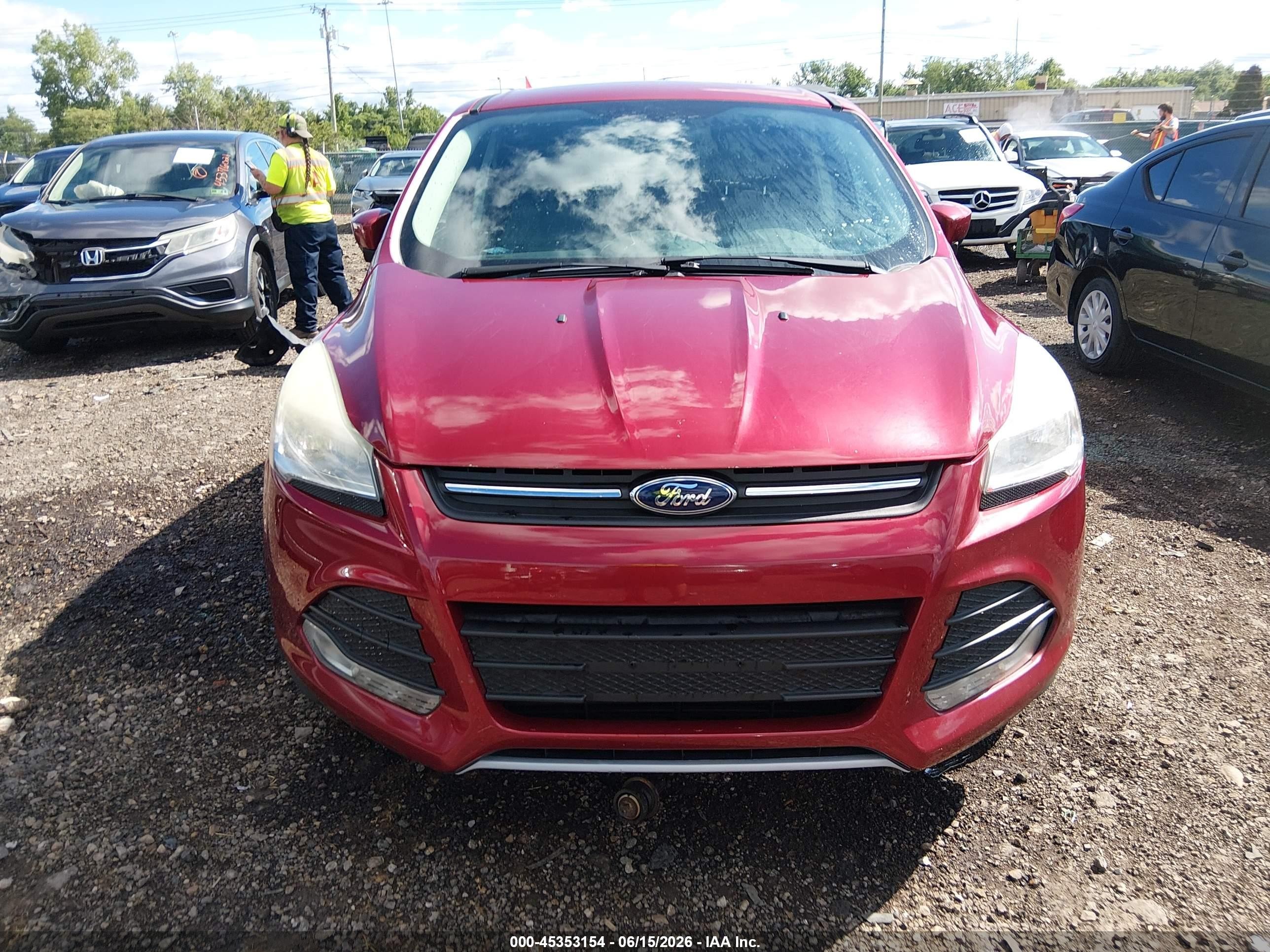 2014 Ford Escape Se Red vin: 1FMCU9GX8EUD08375