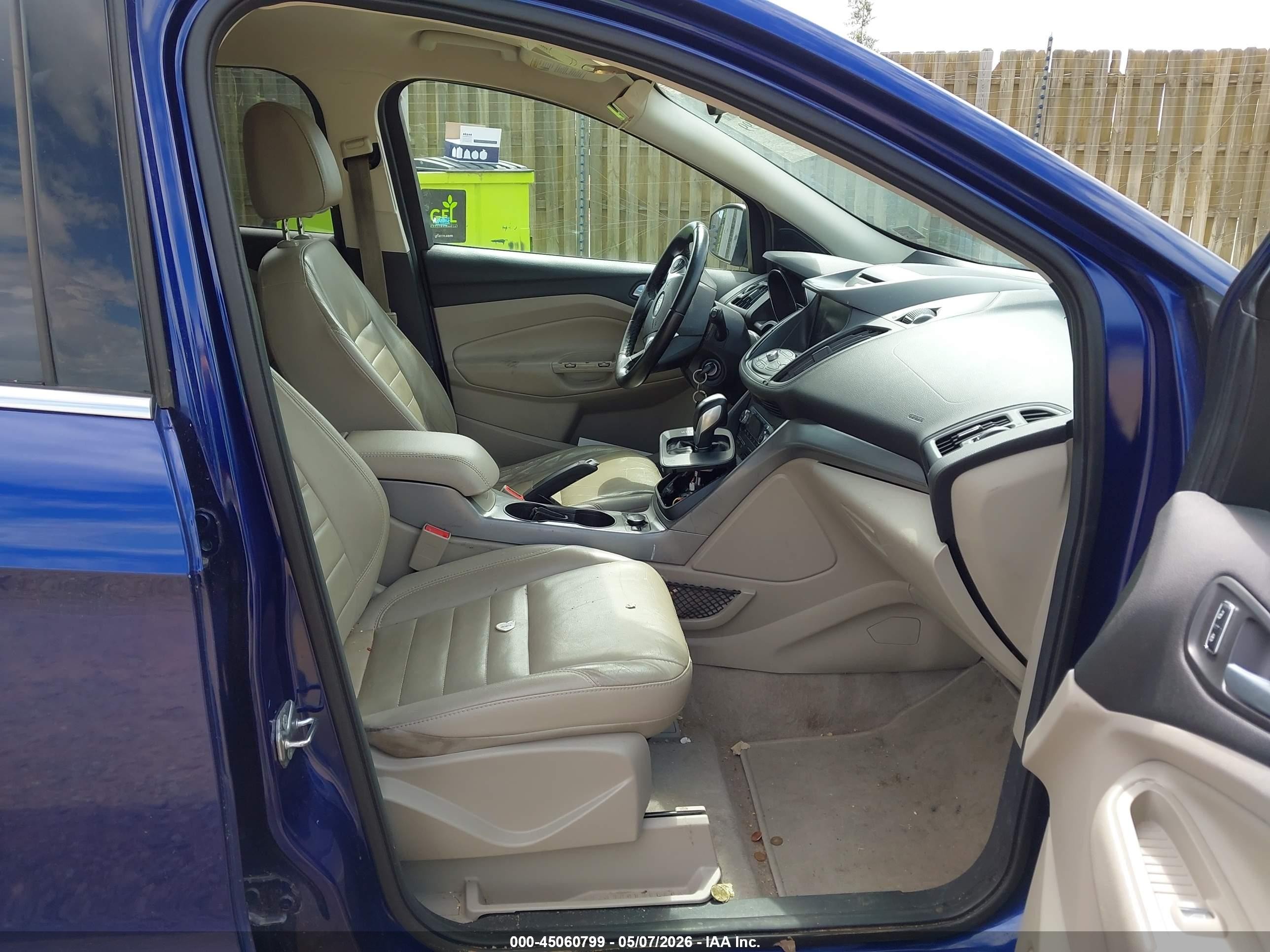 2015 Ford Escape Se Blue vin: 1FMCU9GX8FUA49355