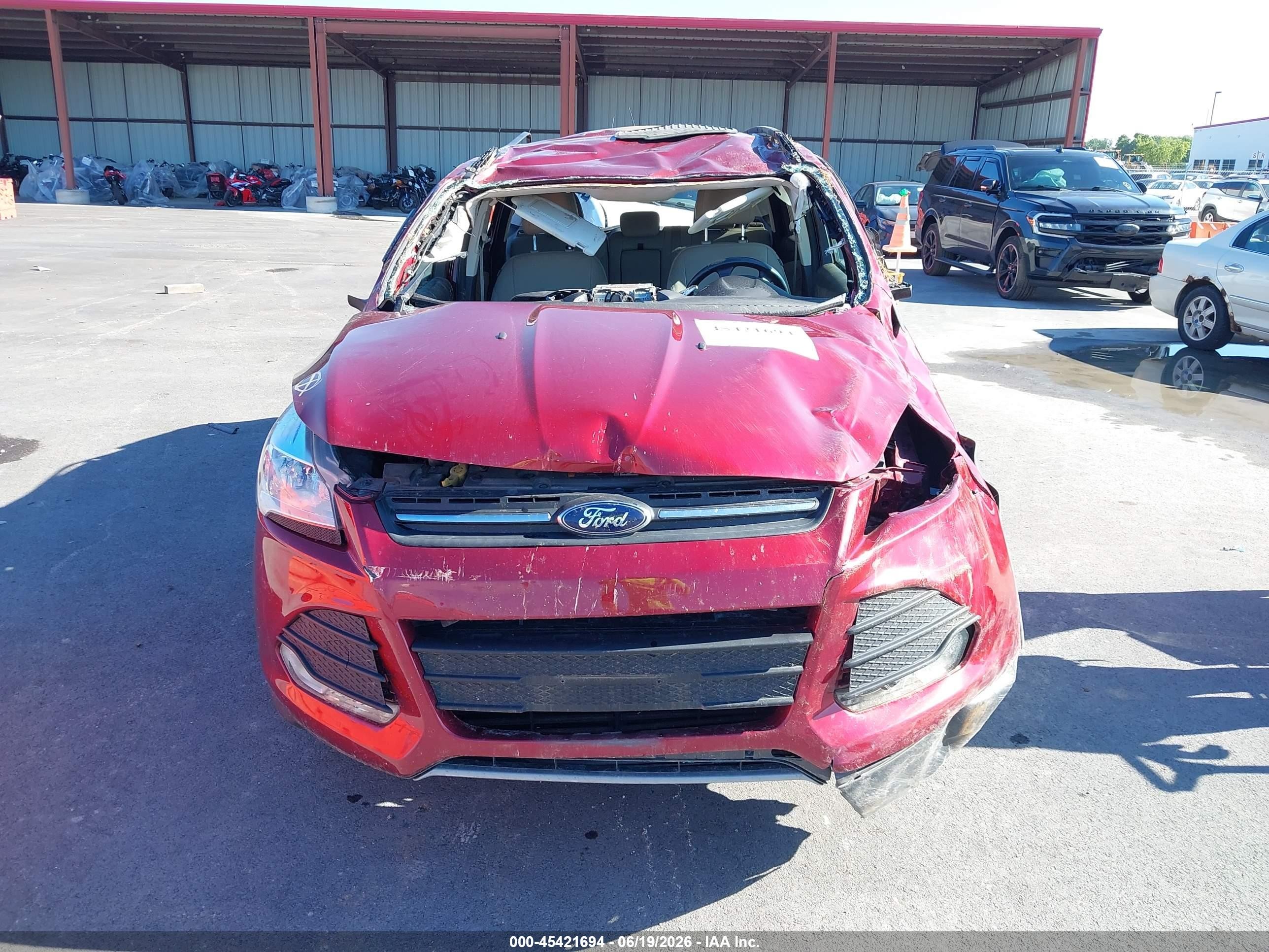 2015 Ford Escape Se Красный vin: 1FMCU9GX8FUA87507