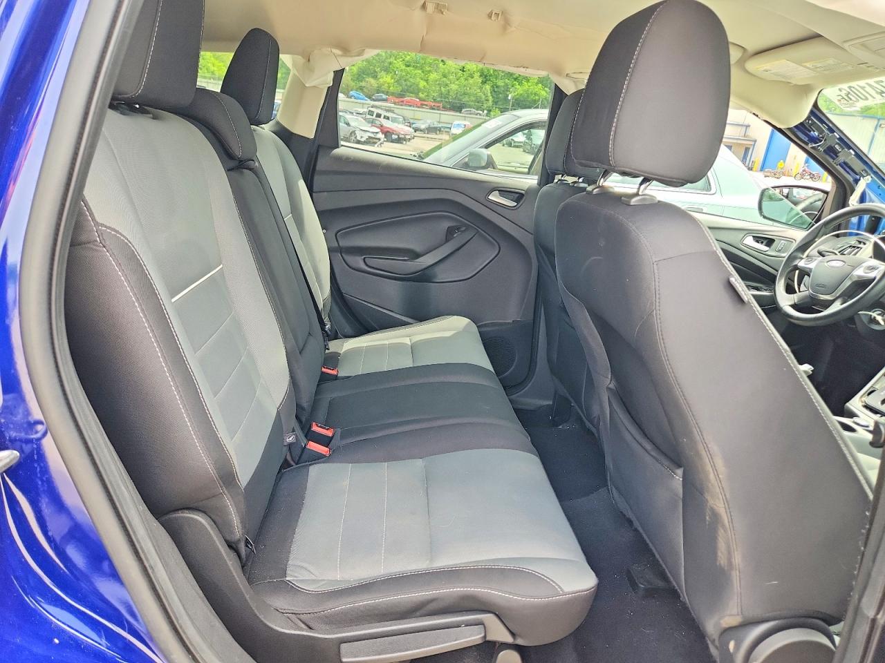2015 Ford Escape Se Blue vin: 1FMCU9GX8FUB02328