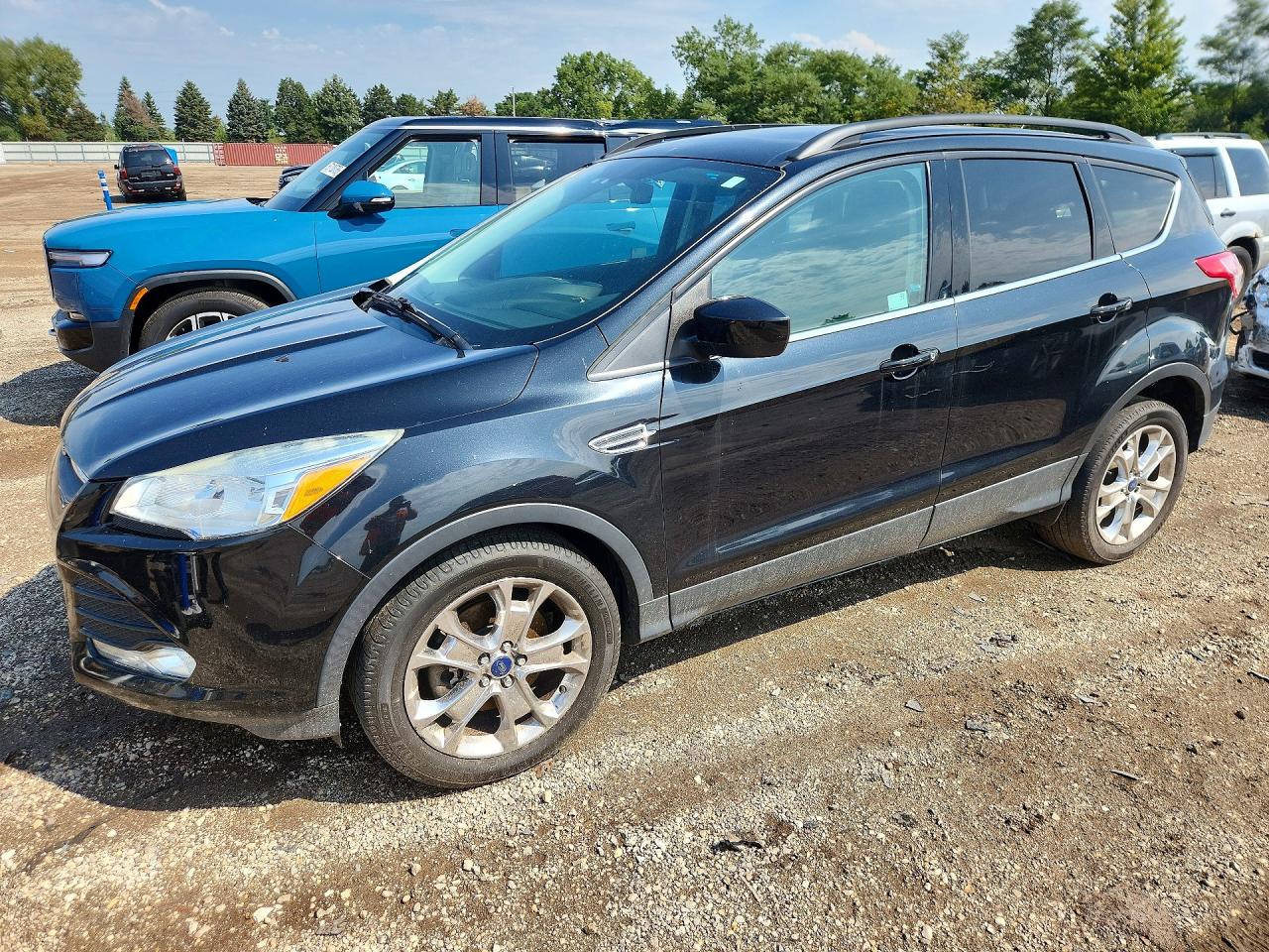 2015 Ford Escape Se Черный vin: 1FMCU9GX8FUB11210