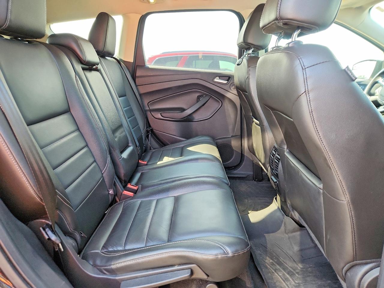 2015 Ford Escape Se Черный vin: 1FMCU9GX8FUB11210