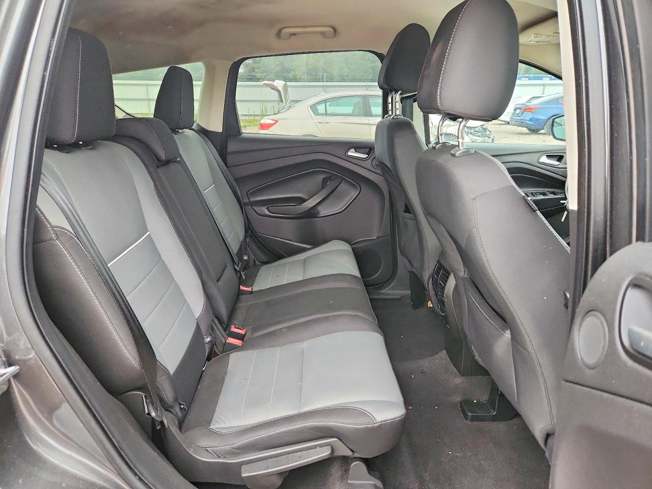 2015 Ford Escape Se Gray vin: 1FMCU9GX8FUB15385