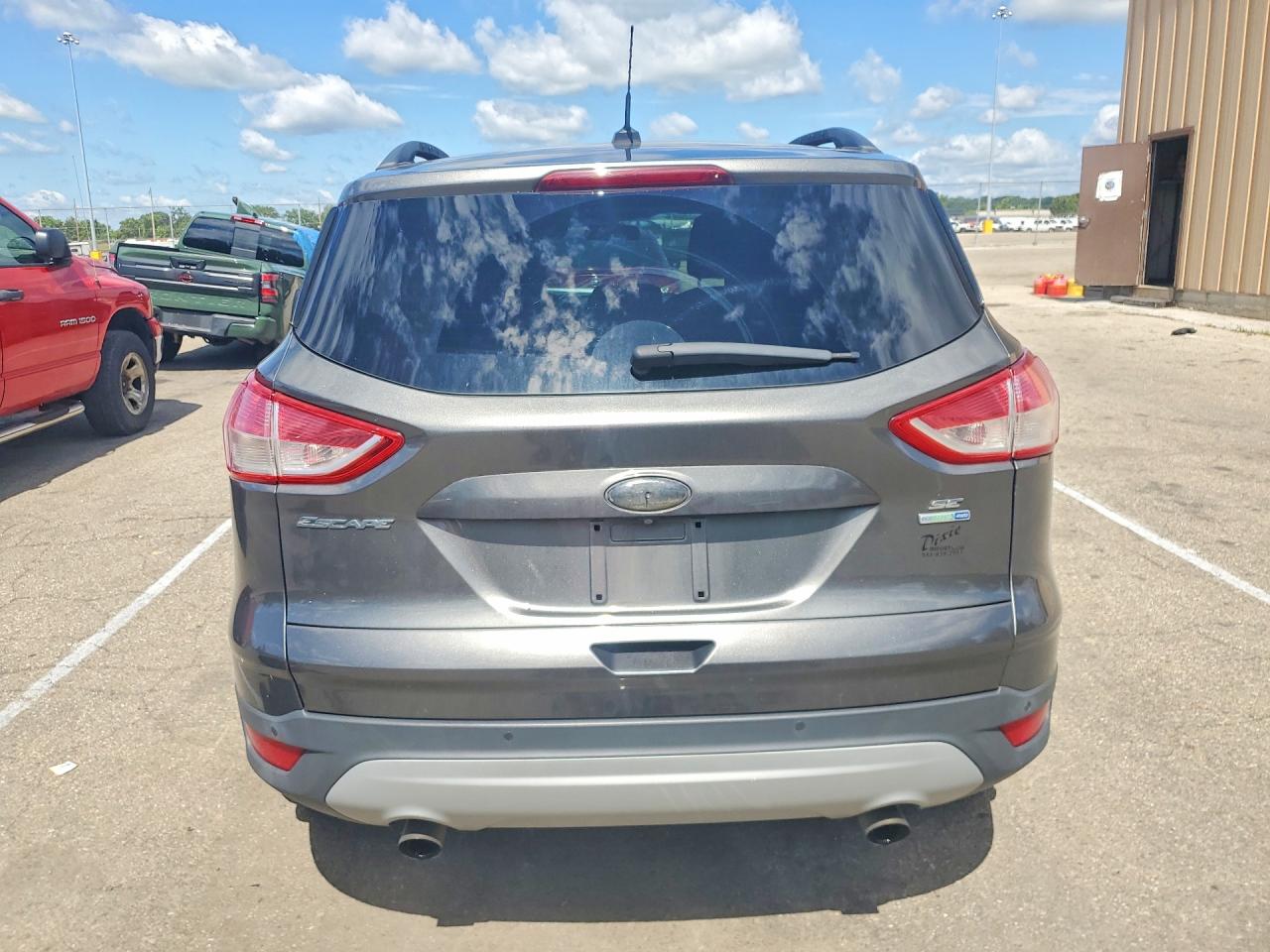 2015 Ford Escape Se Серый vin: 1FMCU9GX8FUB82049