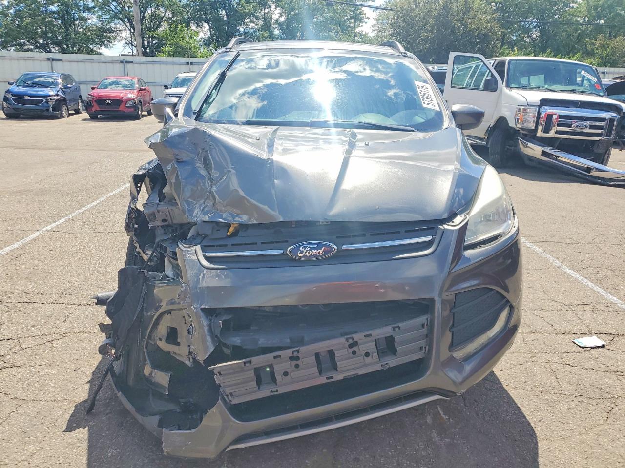 2015 Ford Escape Se Серый vin: 1FMCU9GX8FUB82049