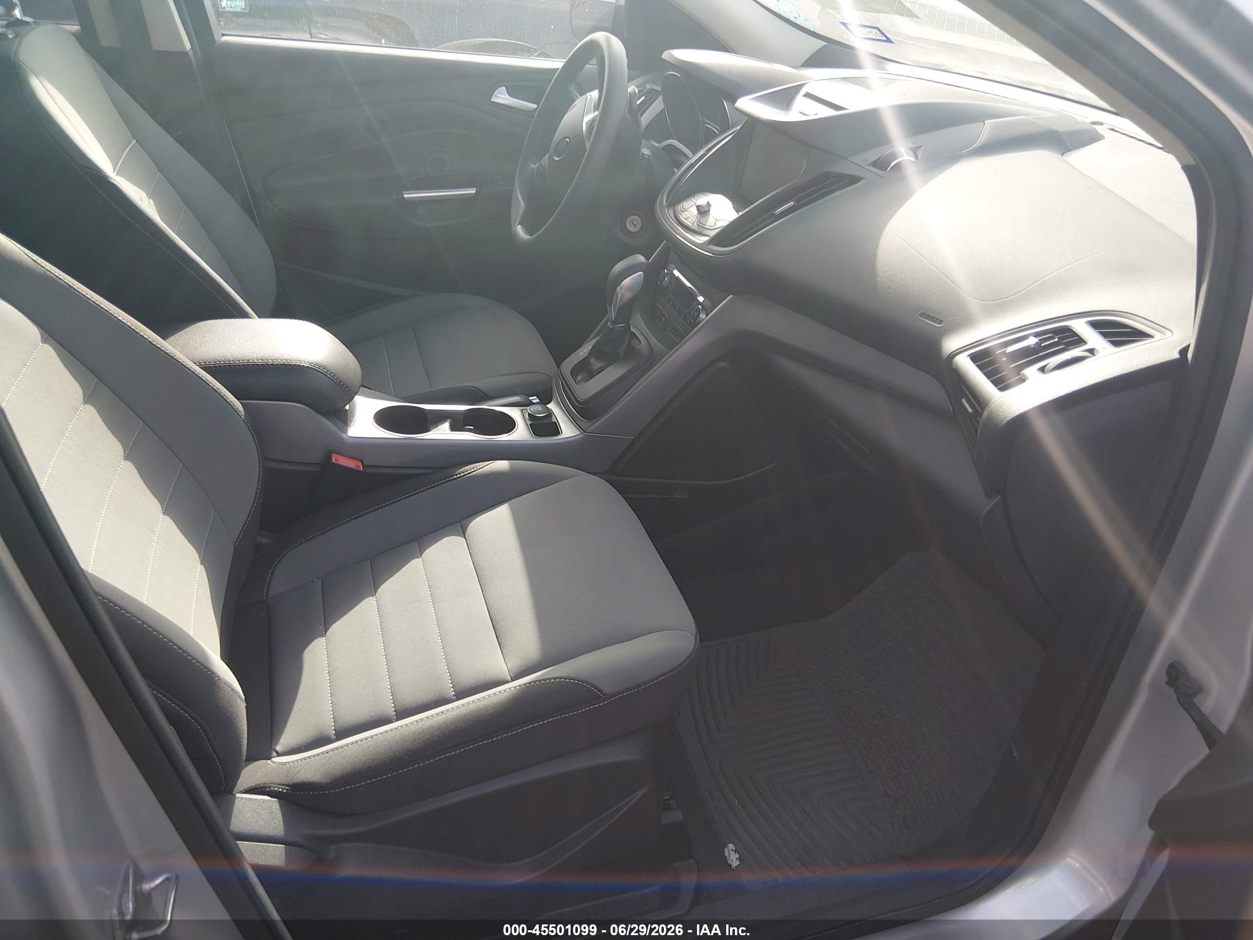 2015 Ford Escape Se Silver vin: 1FMCU9GX8FUC00002