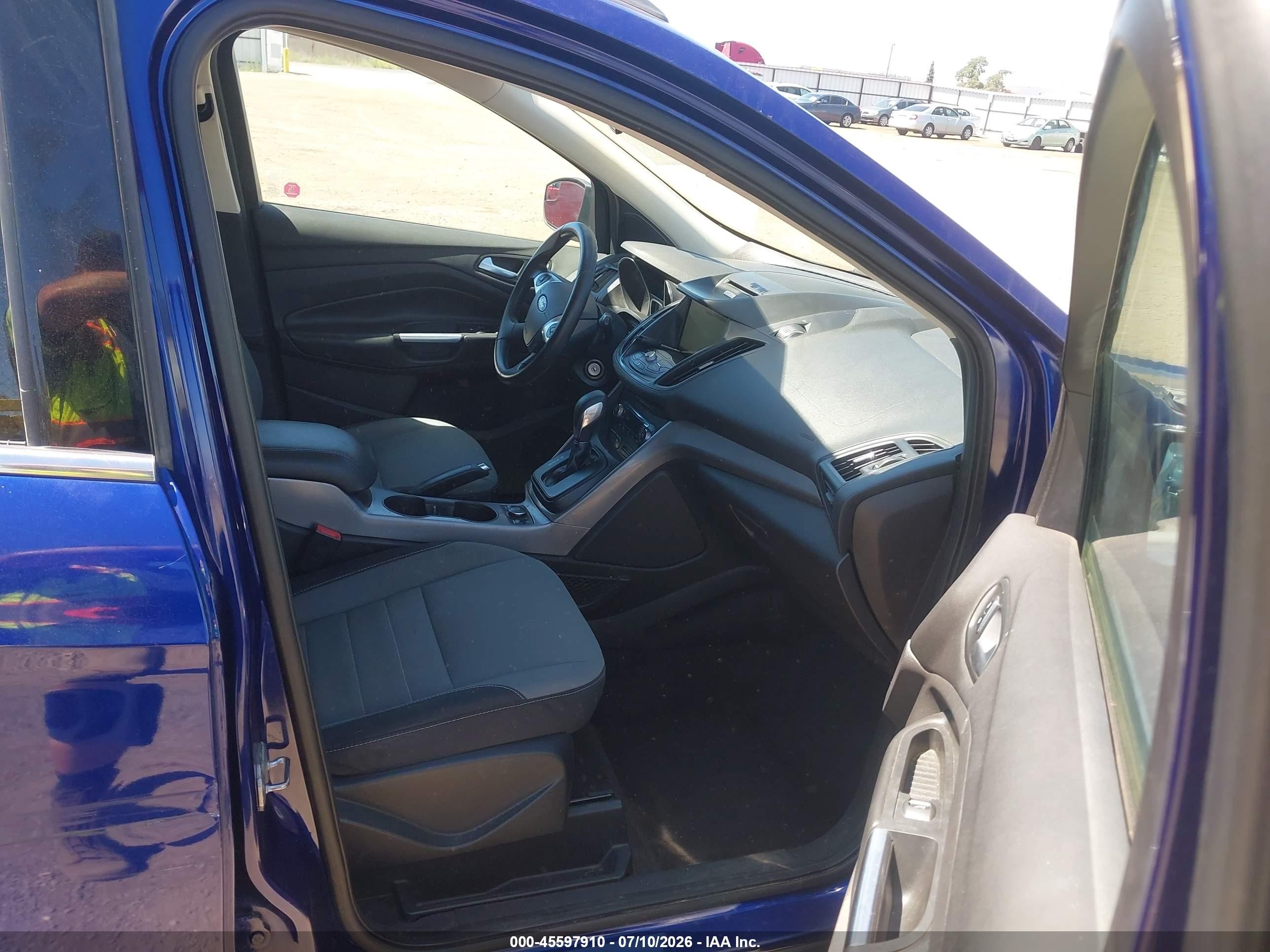 2015 Ford Escape Se Blue vin: 1FMCU9GX8FUC17608