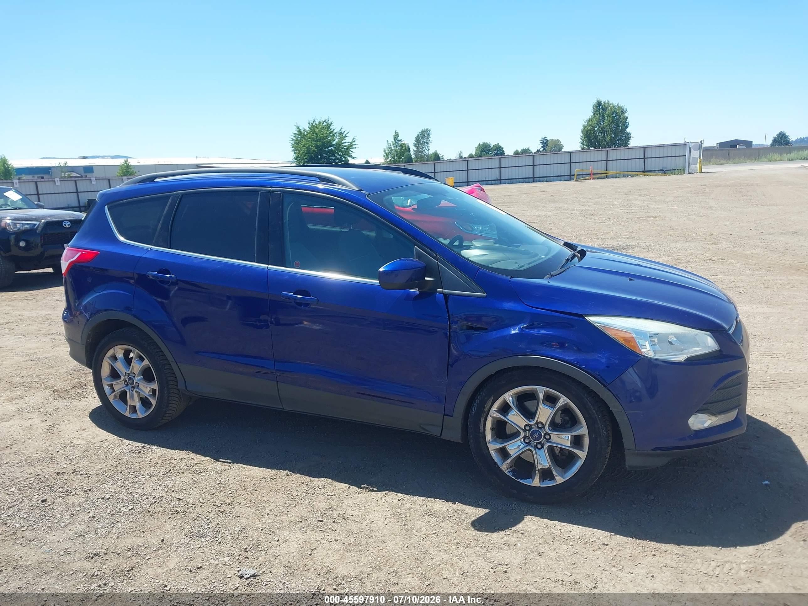 2015 Ford Escape Se Blue vin: 1FMCU9GX8FUC17608