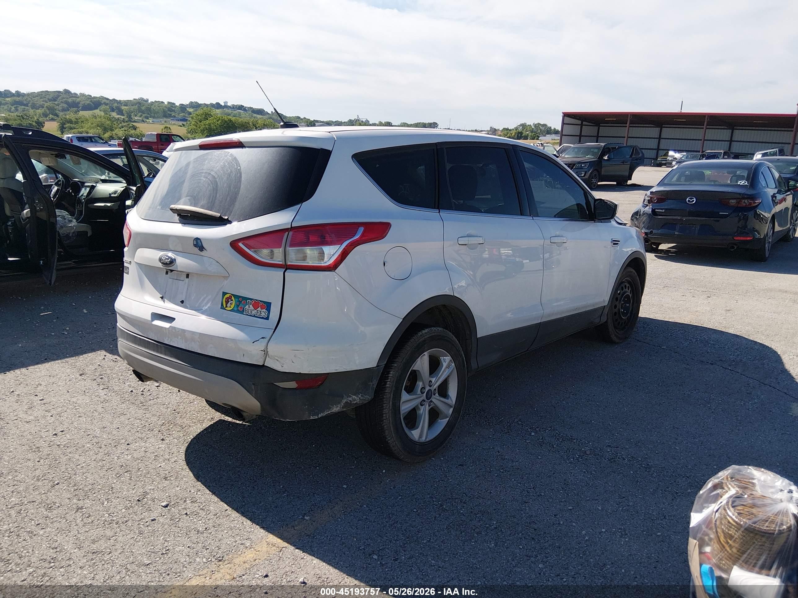 2015 Ford Escape Se White vin: 1FMCU9GX8FUC28530