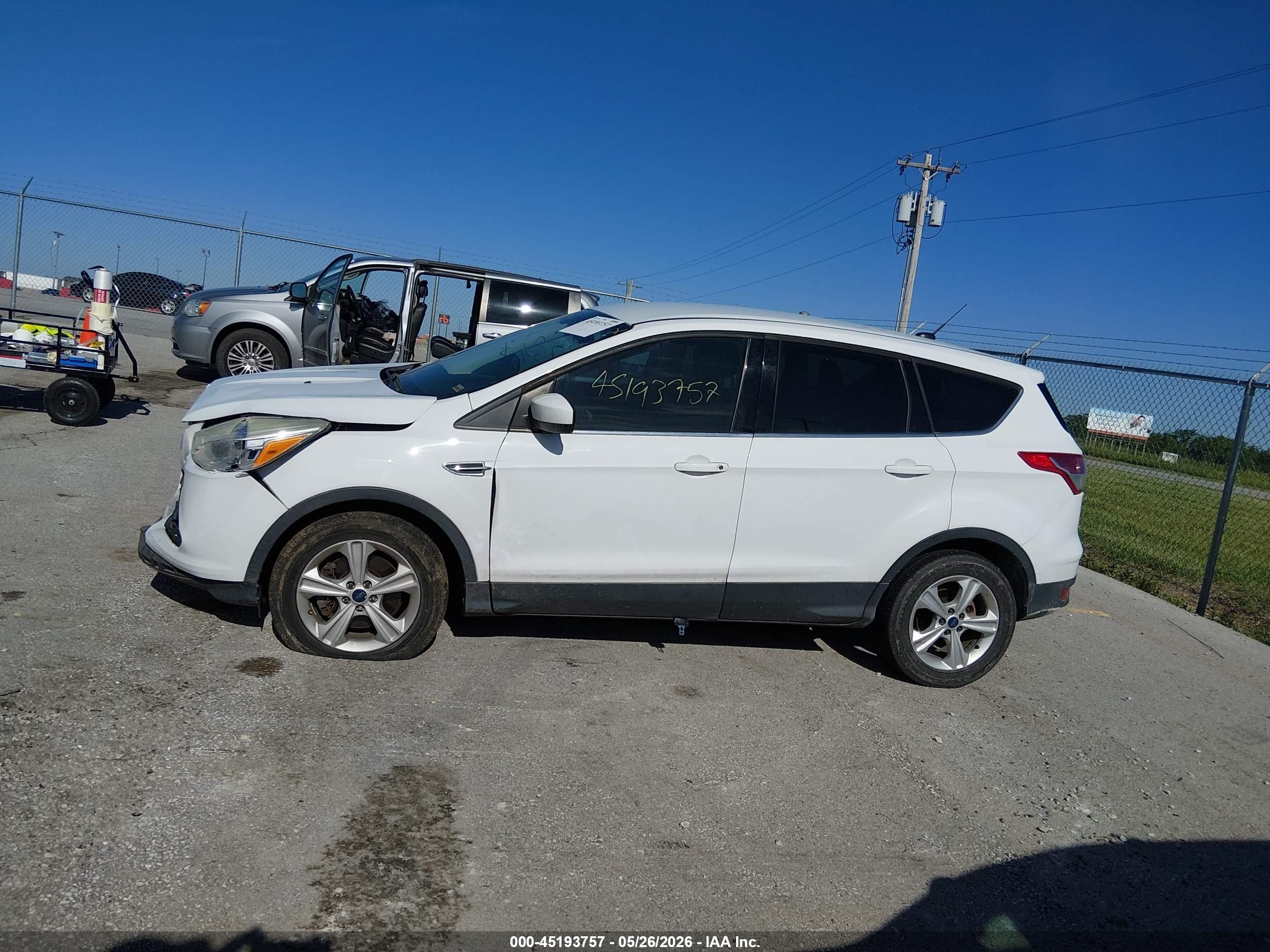2015 Ford Escape Se White vin: 1FMCU9GX8FUC28530
